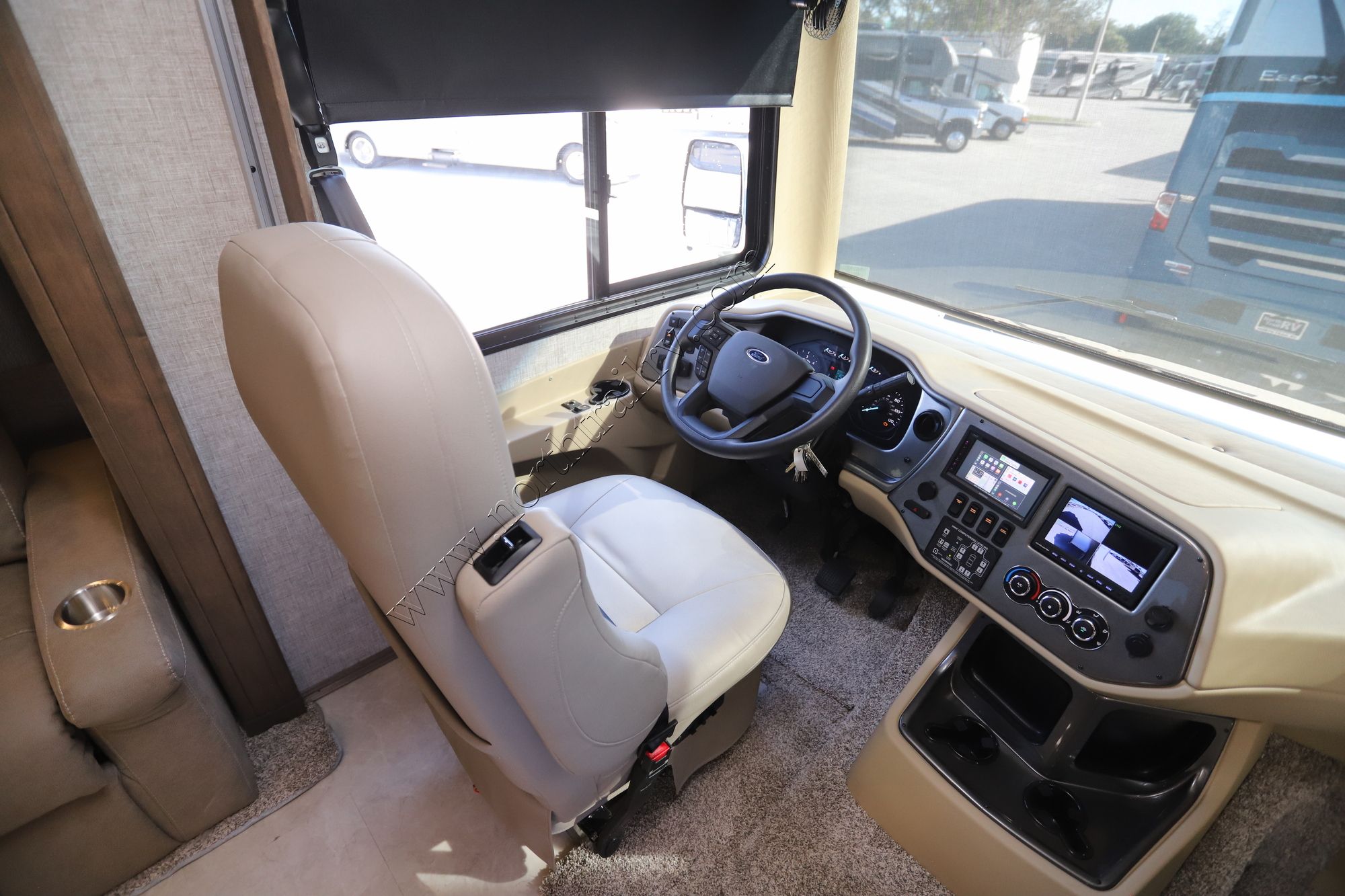 New 2025 Tiffin Motor Homes Allegro 34PA Class A  For Sale