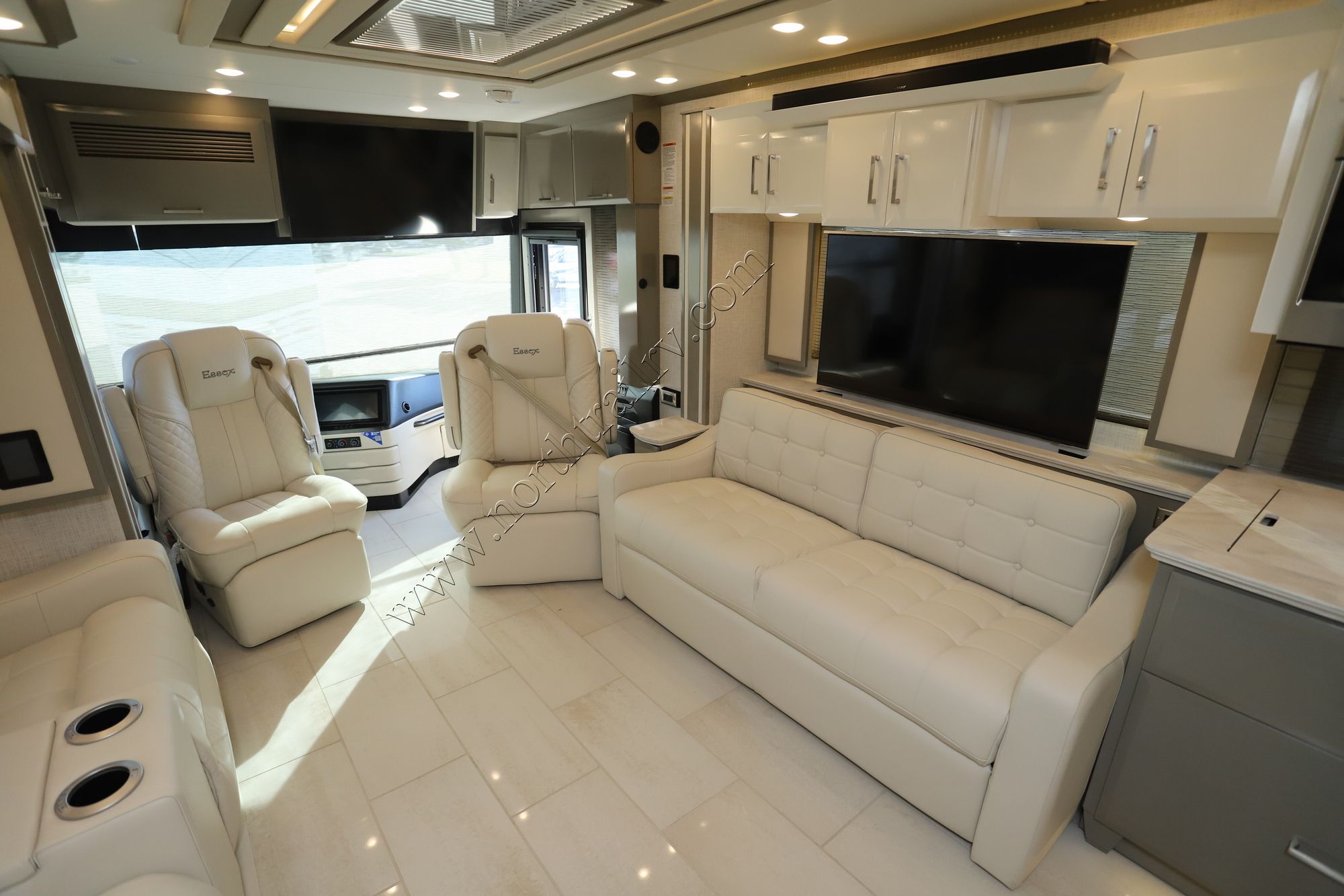 New 2025 Newmar Essex 4595 Class A  For Sale