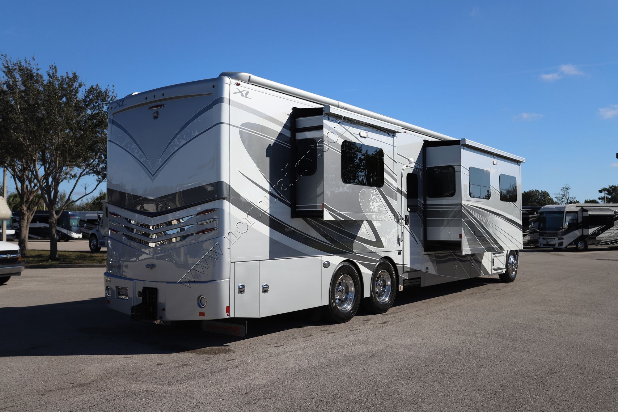 Used 2023 Renegade Rv Xl 43DB Super C  For Sale