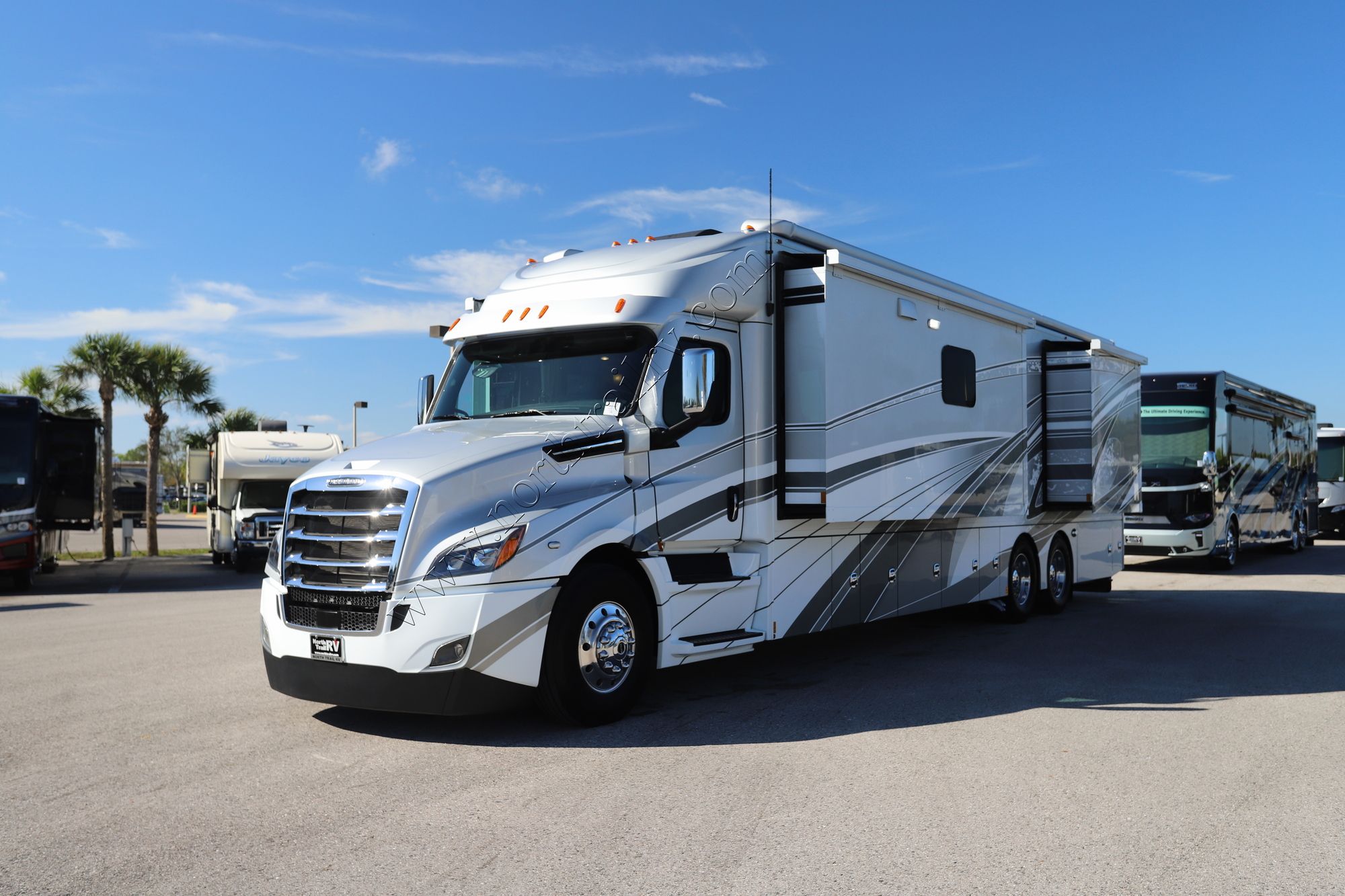 Used 2023 Renegade Rv Xl 43DB Super C  For Sale