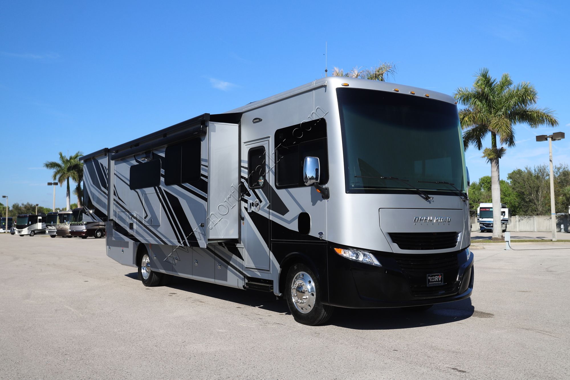 New 2025 Tiffin Motor Homes Allegro 34PA Class A  For Sale