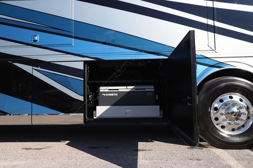 2025 Newmar Essex 4595