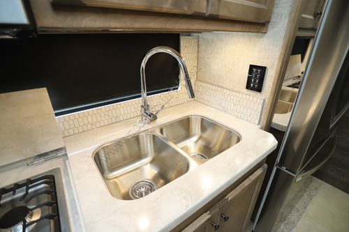 2025 Tiffin Motor Homes Allegro 34PA