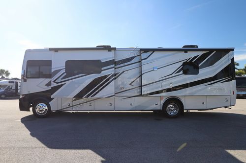 2025 Tiffin Motor Homes Allegro 34PA