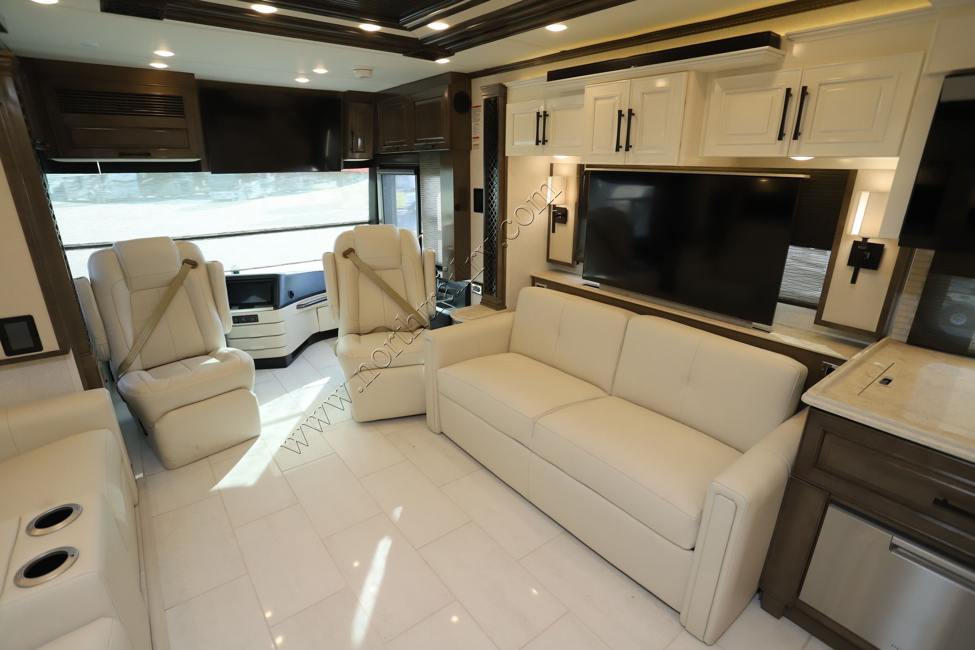 New 2025 Newmar London Aire 4595 Class A  For Sale