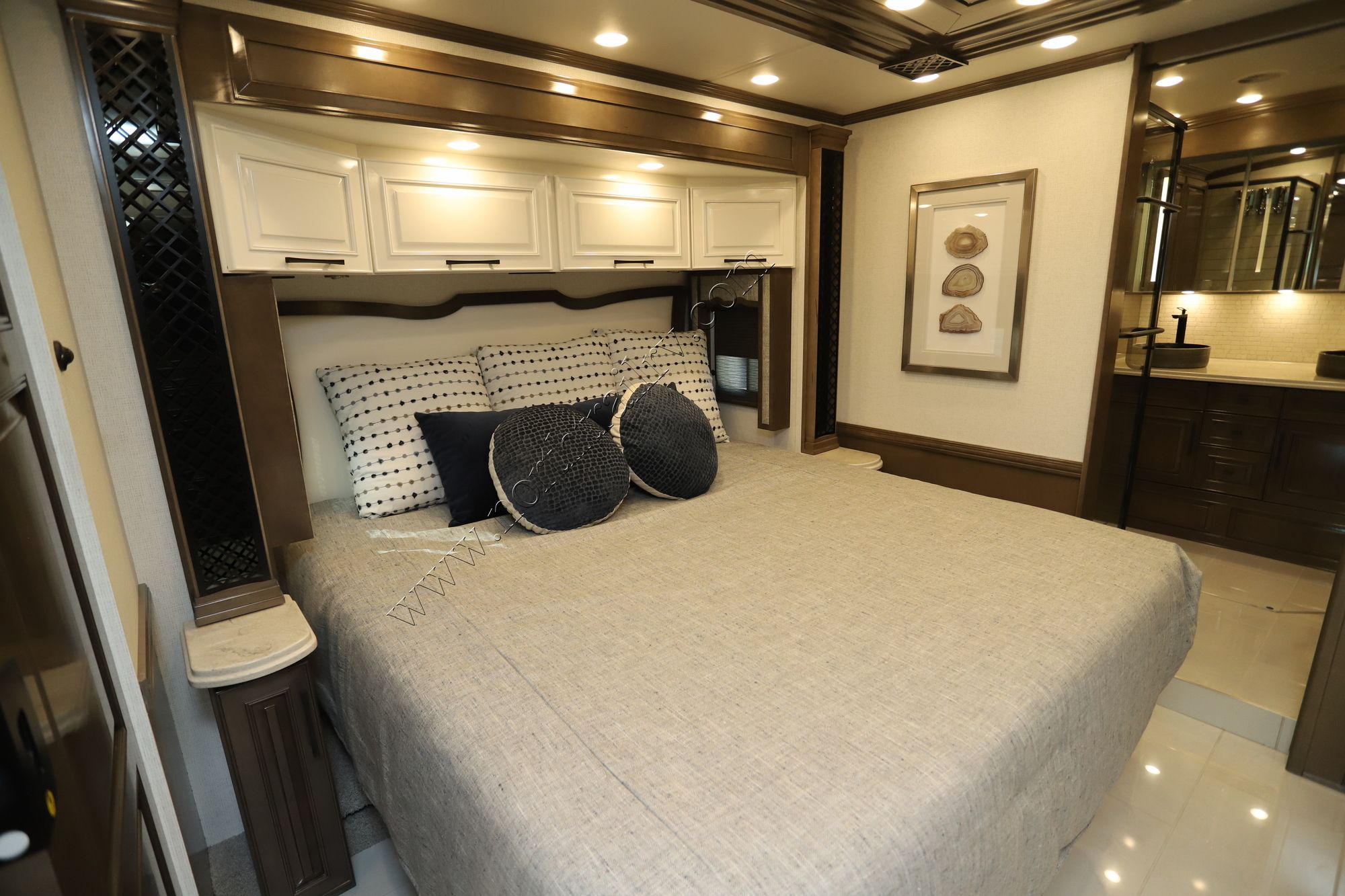 New 2025 Newmar London Aire 4595 Class A  For Sale