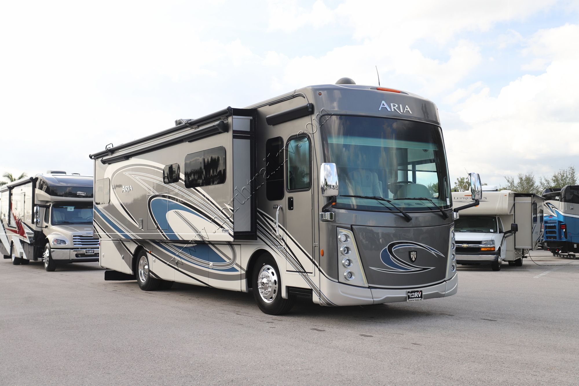 Used 2022 Thor Aria 3401 Class A  For Sale