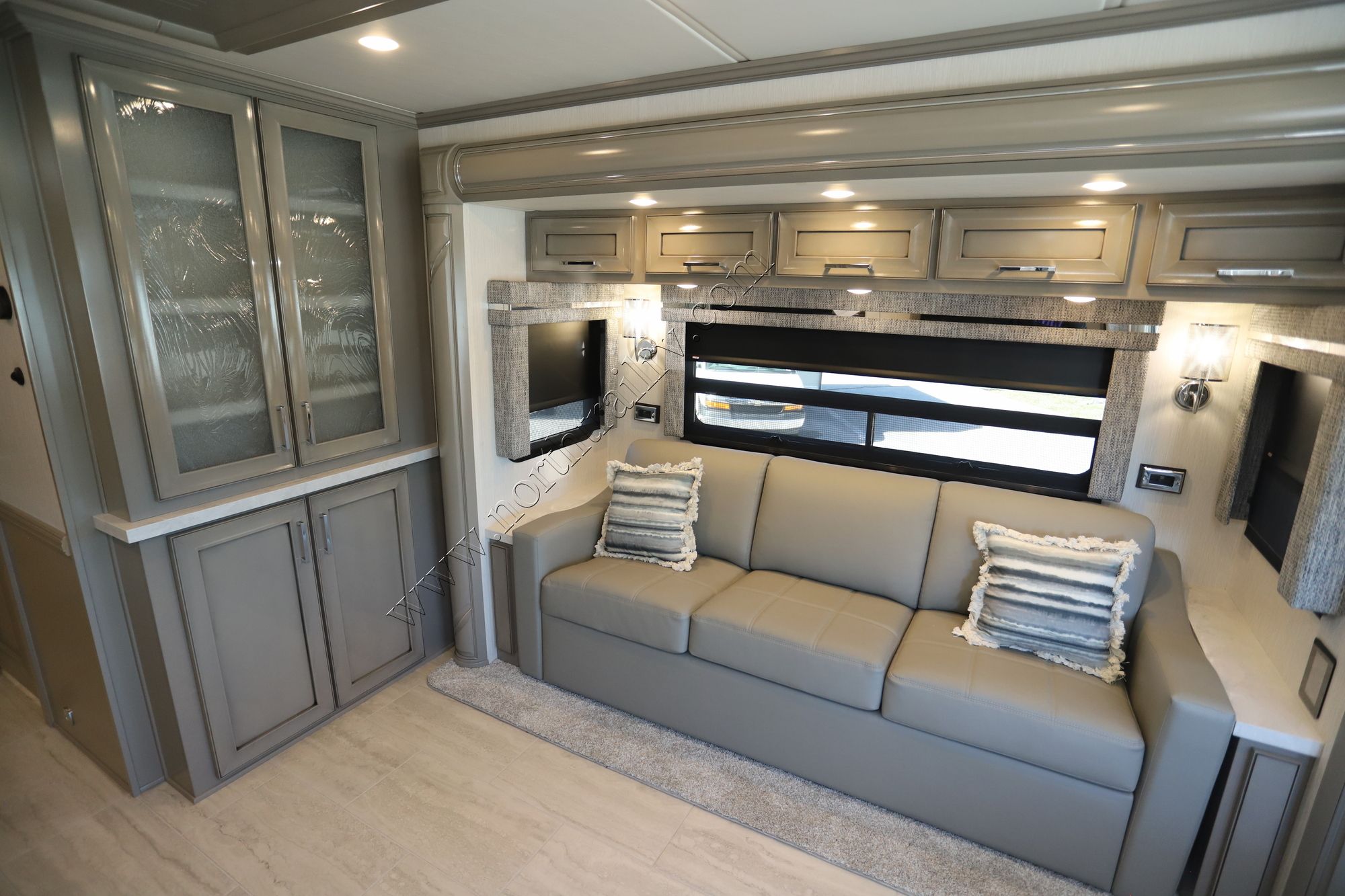 New 2025 Newmar Ventana 3512 Class A  For Sale