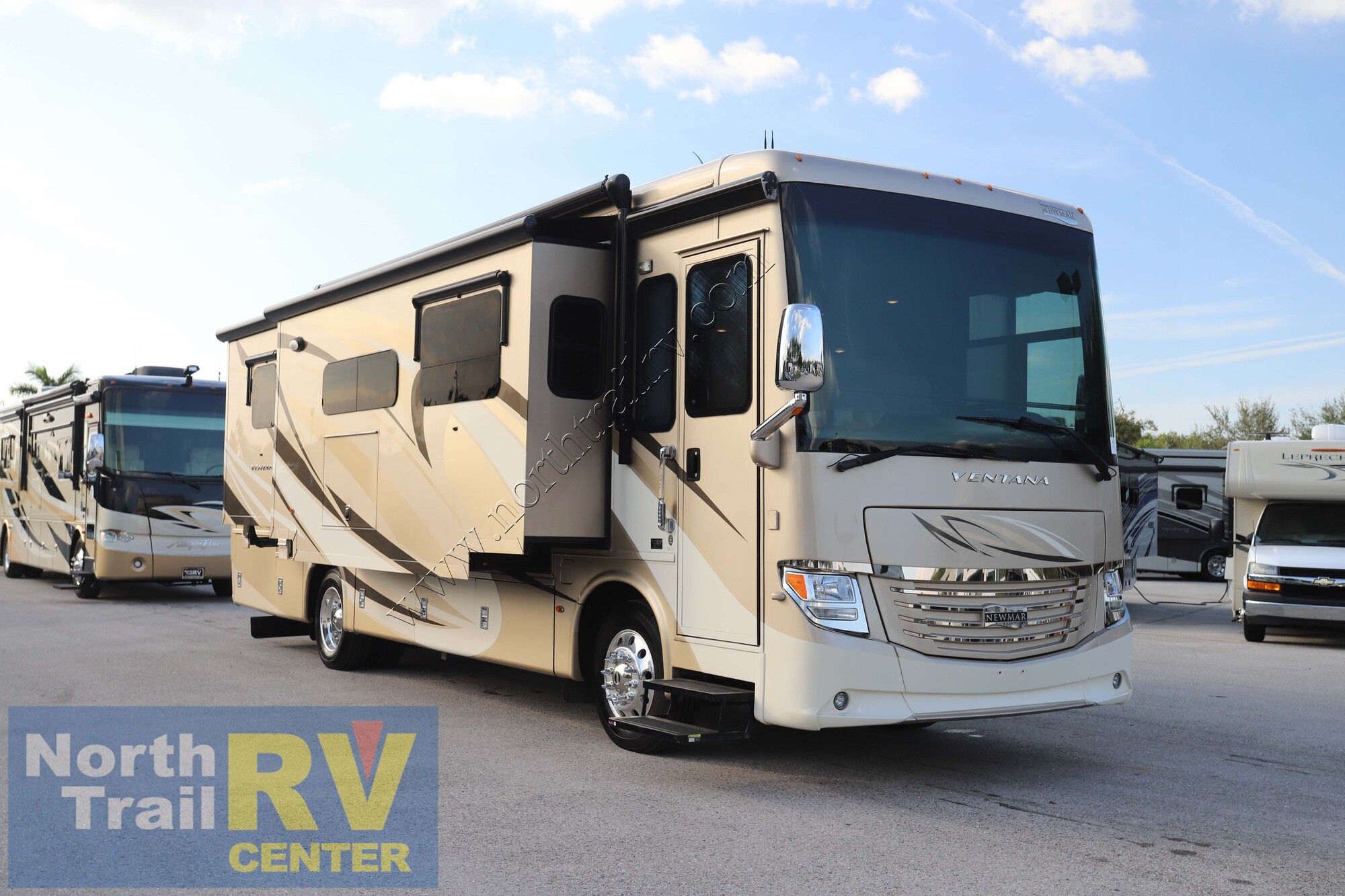 Used 2019 Newmar Ventana 3412 Class A  For Sale