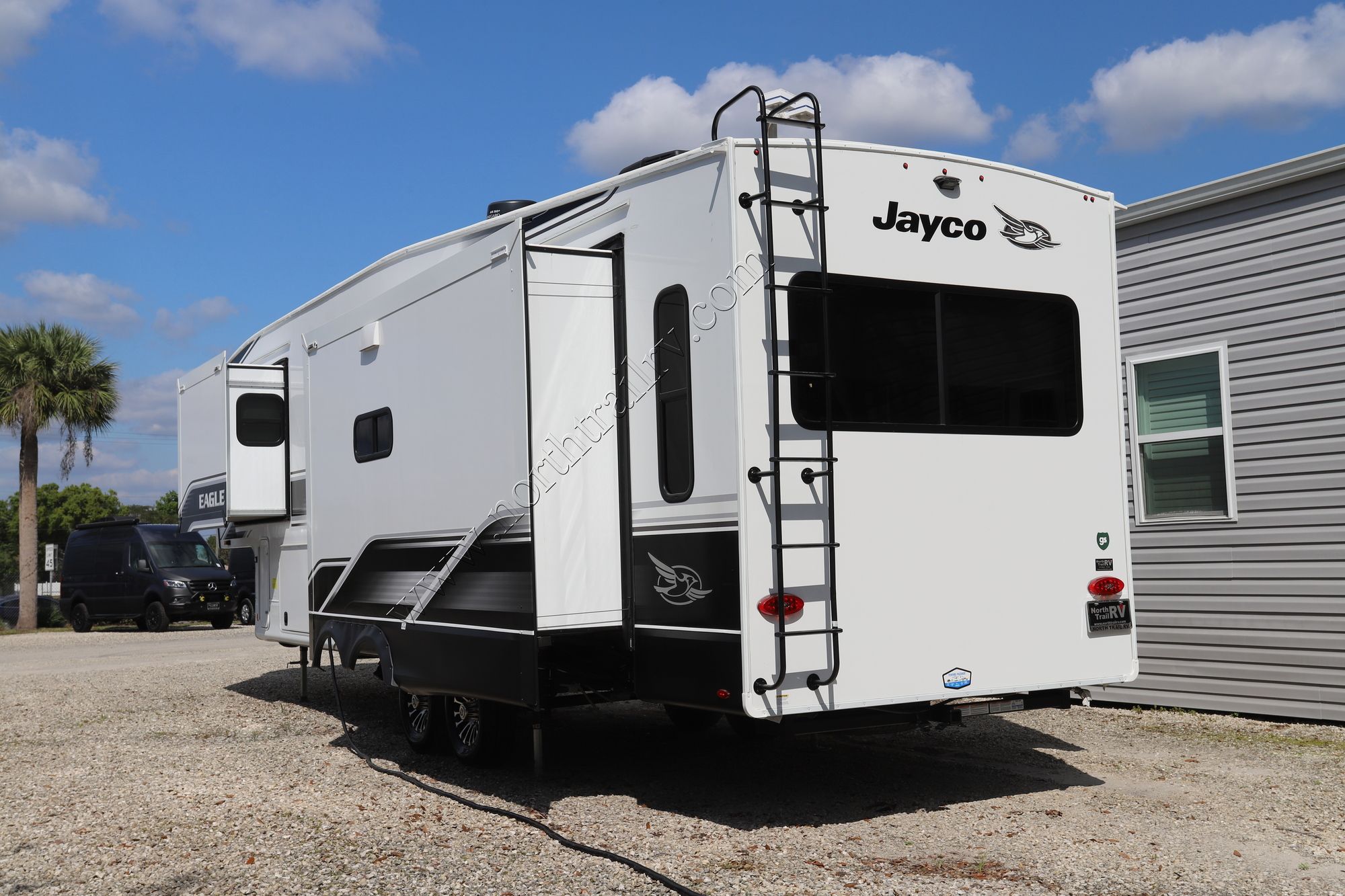 Used 2024 Jayco Eagle 321RSTS Fifth Wheel  For Sale