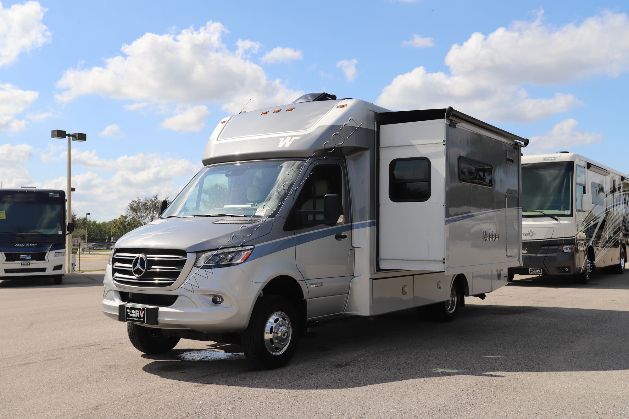 Used 2025 Winnebago Navion 24T Class C  For Sale