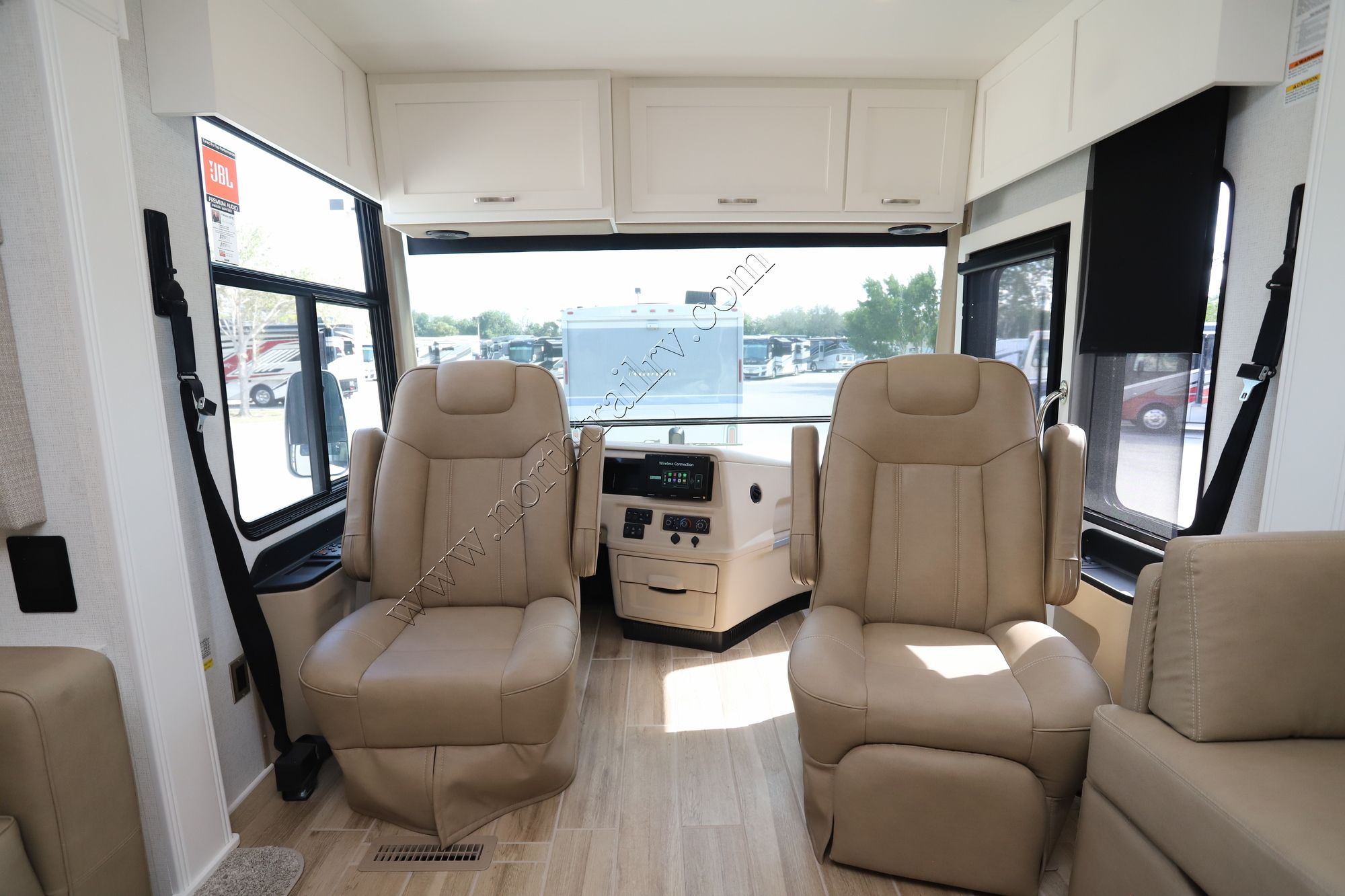 New 2025 Newmar Northern Star 3418 Class A  For Sale