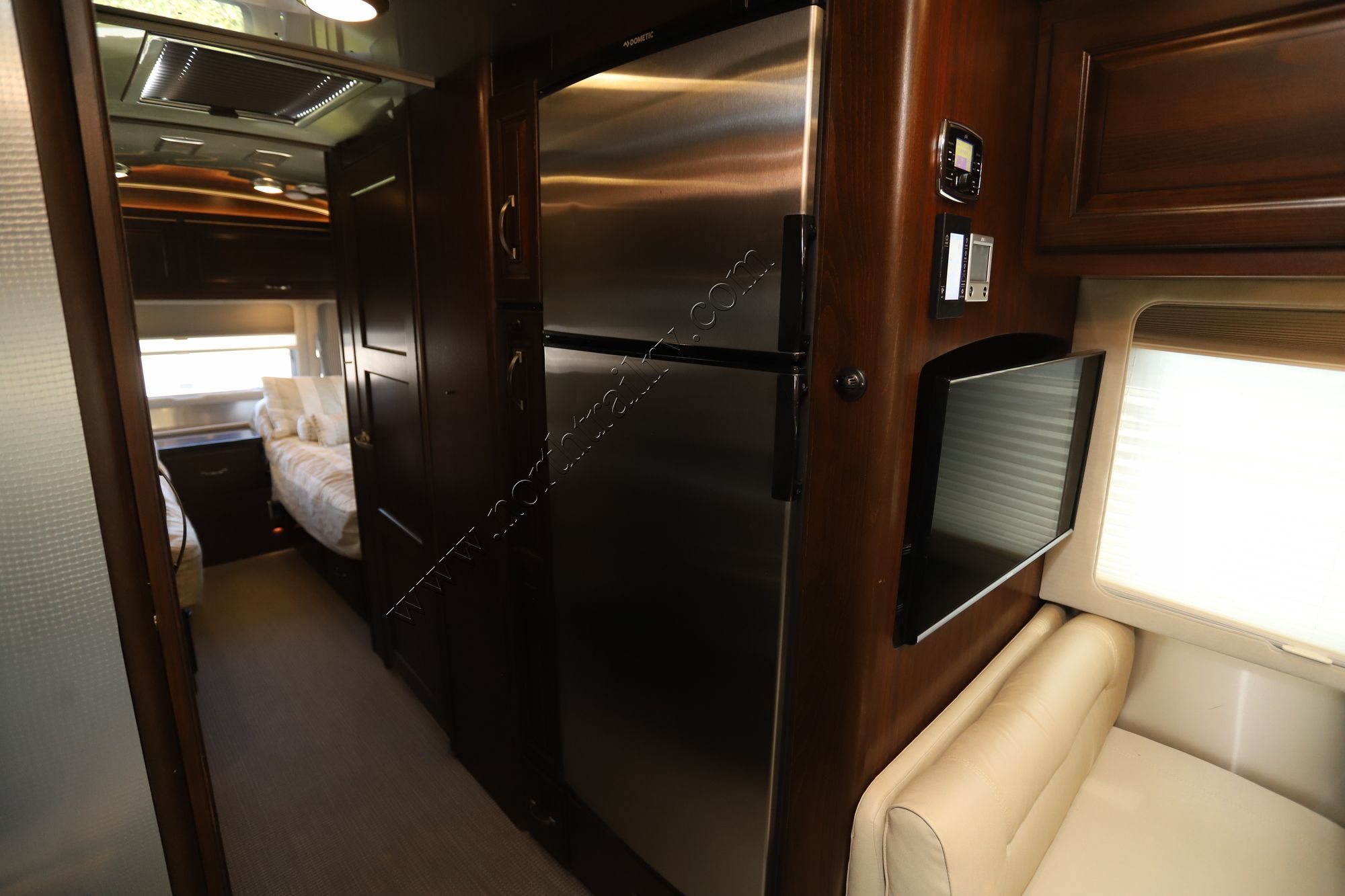 Used 2017 Airstream Classic 30RB Travel Trailer  For Sale