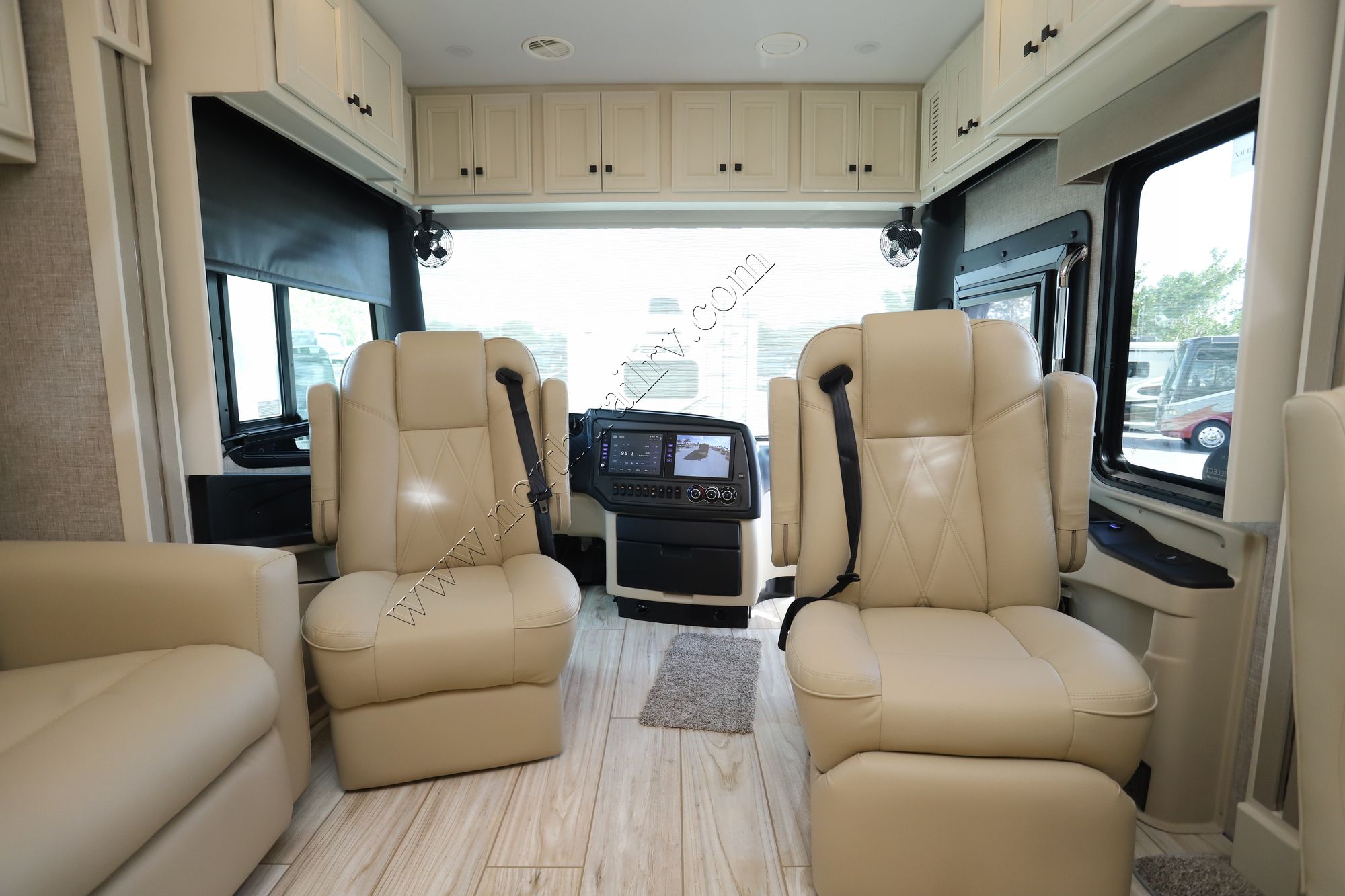 New 2025 Tiffin Motor Homes Allegro Bus 35CP Class A  For Sale