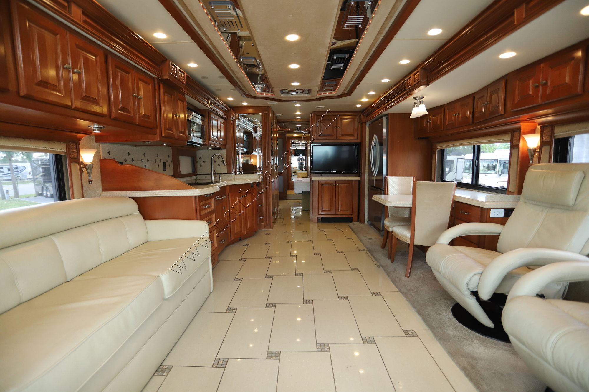 Used 2010 Tiffin Motor Homes Allegro Bus 43QGP Class A  For Sale