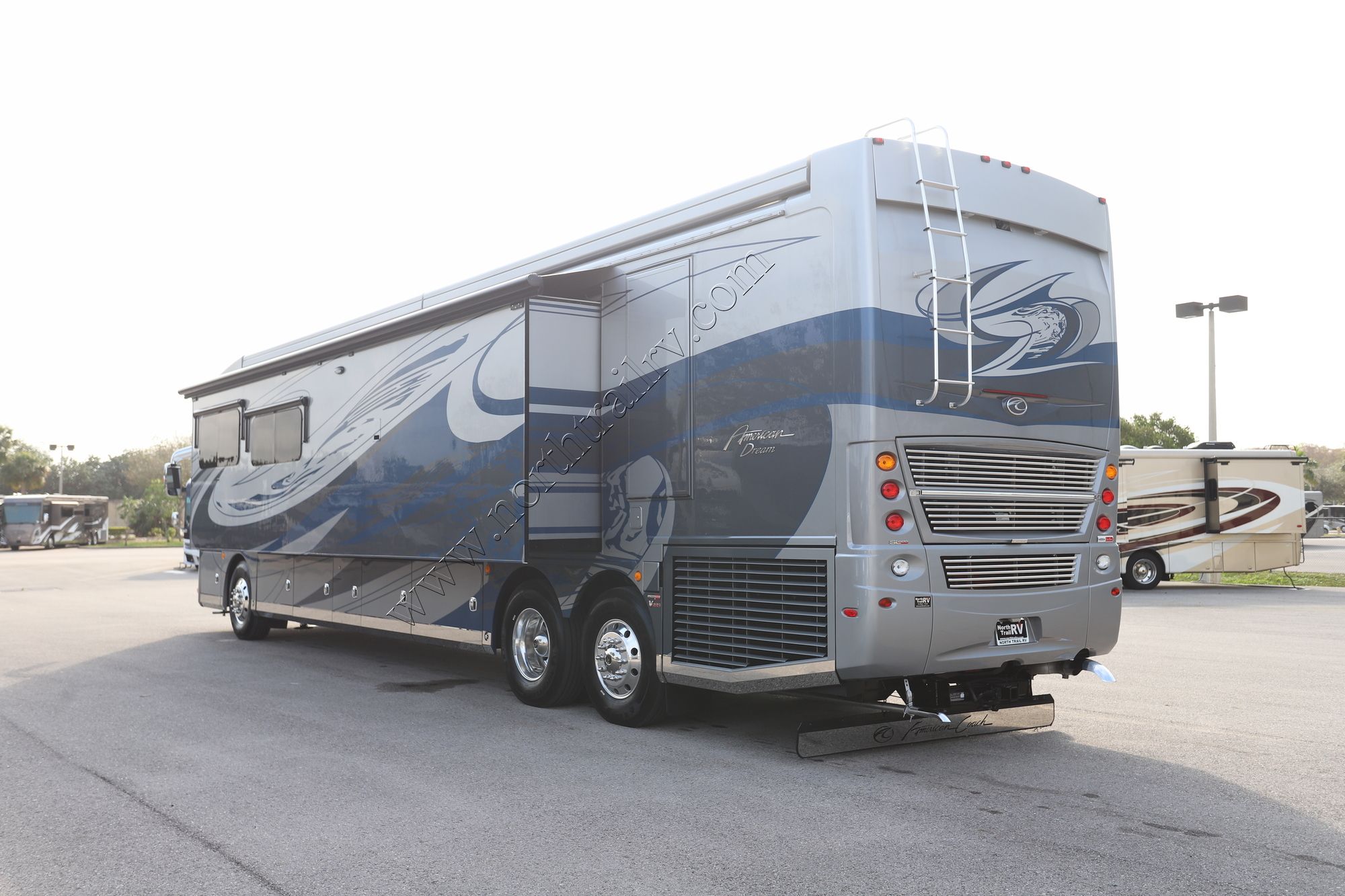 Used 2023 American Coach American Dream 45A Class A  For Sale