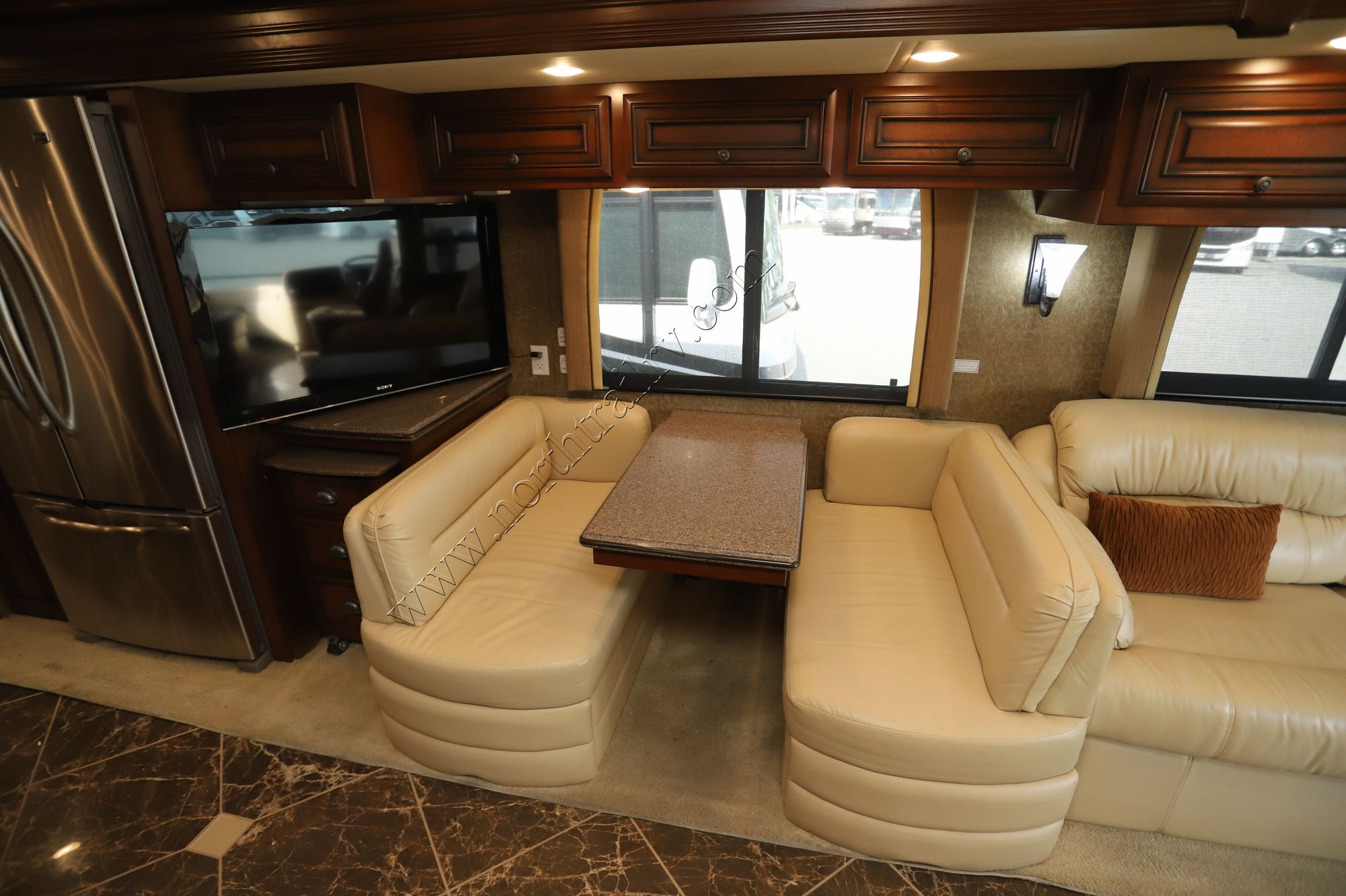 Used 2013 Newmar Dutch Star 4344 Class A  For Sale