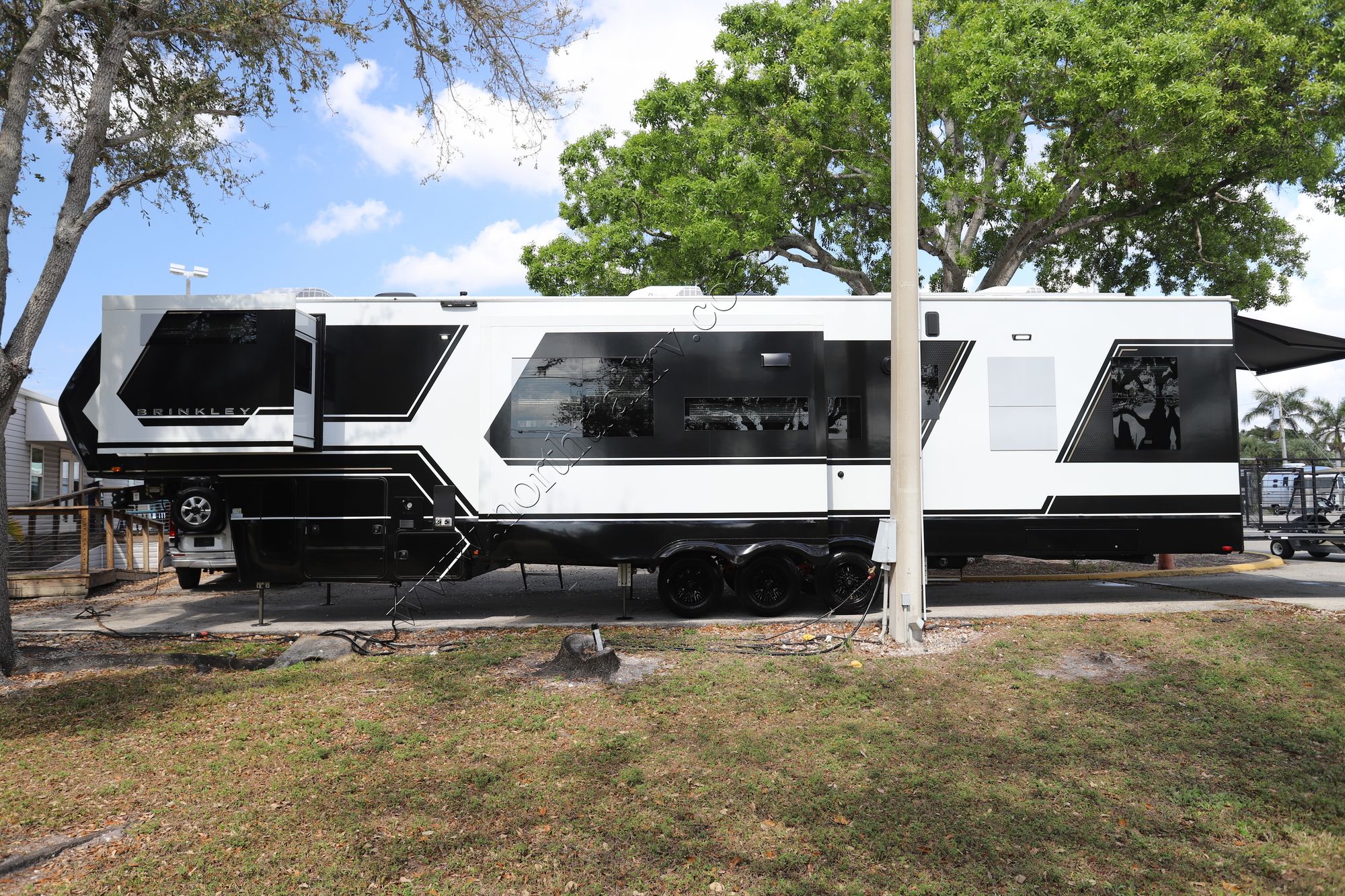 Used 2024 Brinkley Model G 3950 Fifth Wheel  For Sale