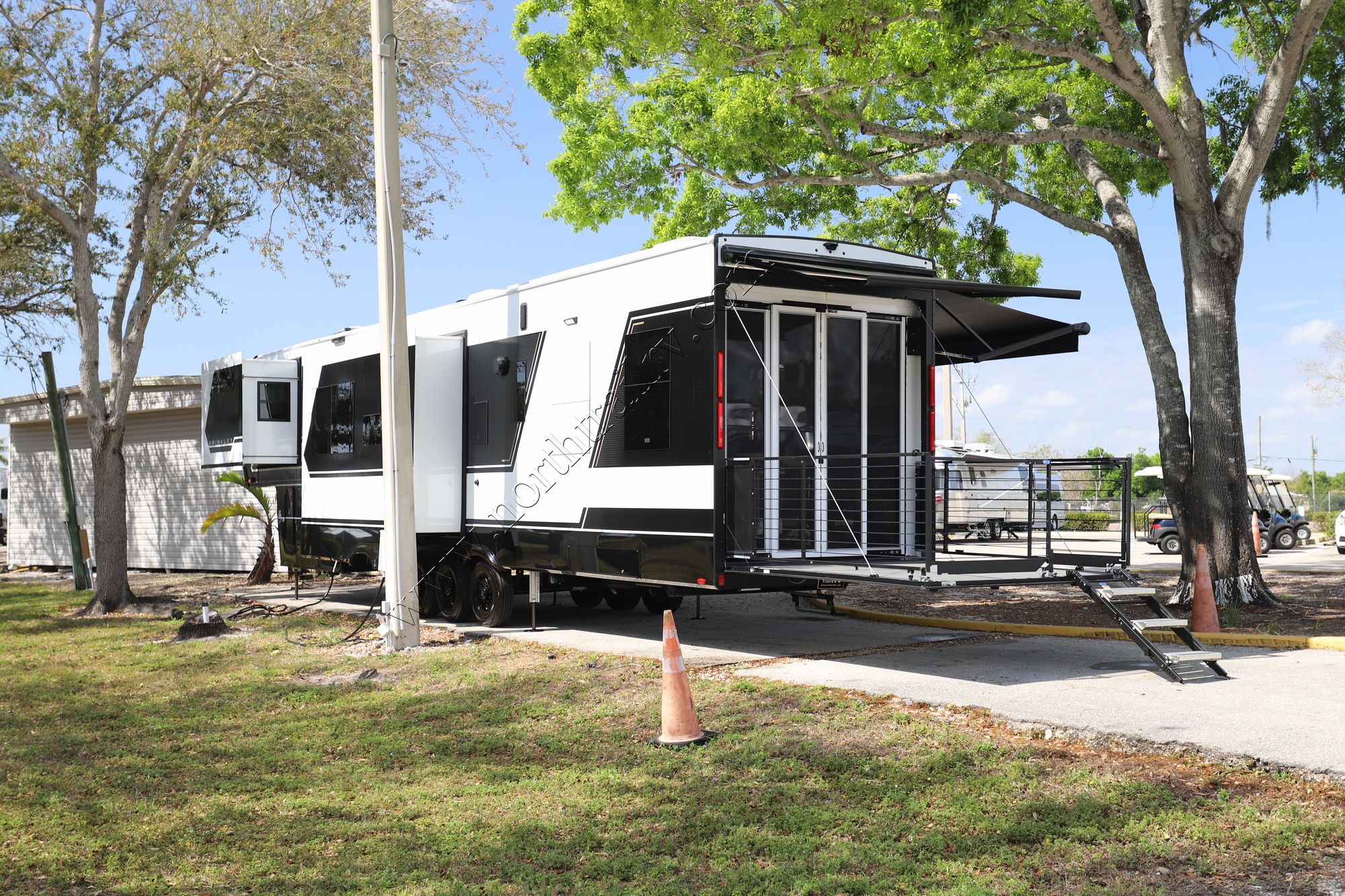 Used 2024 Brinkley Model G 3950 Fifth Wheel  For Sale