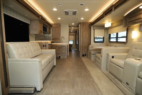 2019 Jayco Seneca 37TS