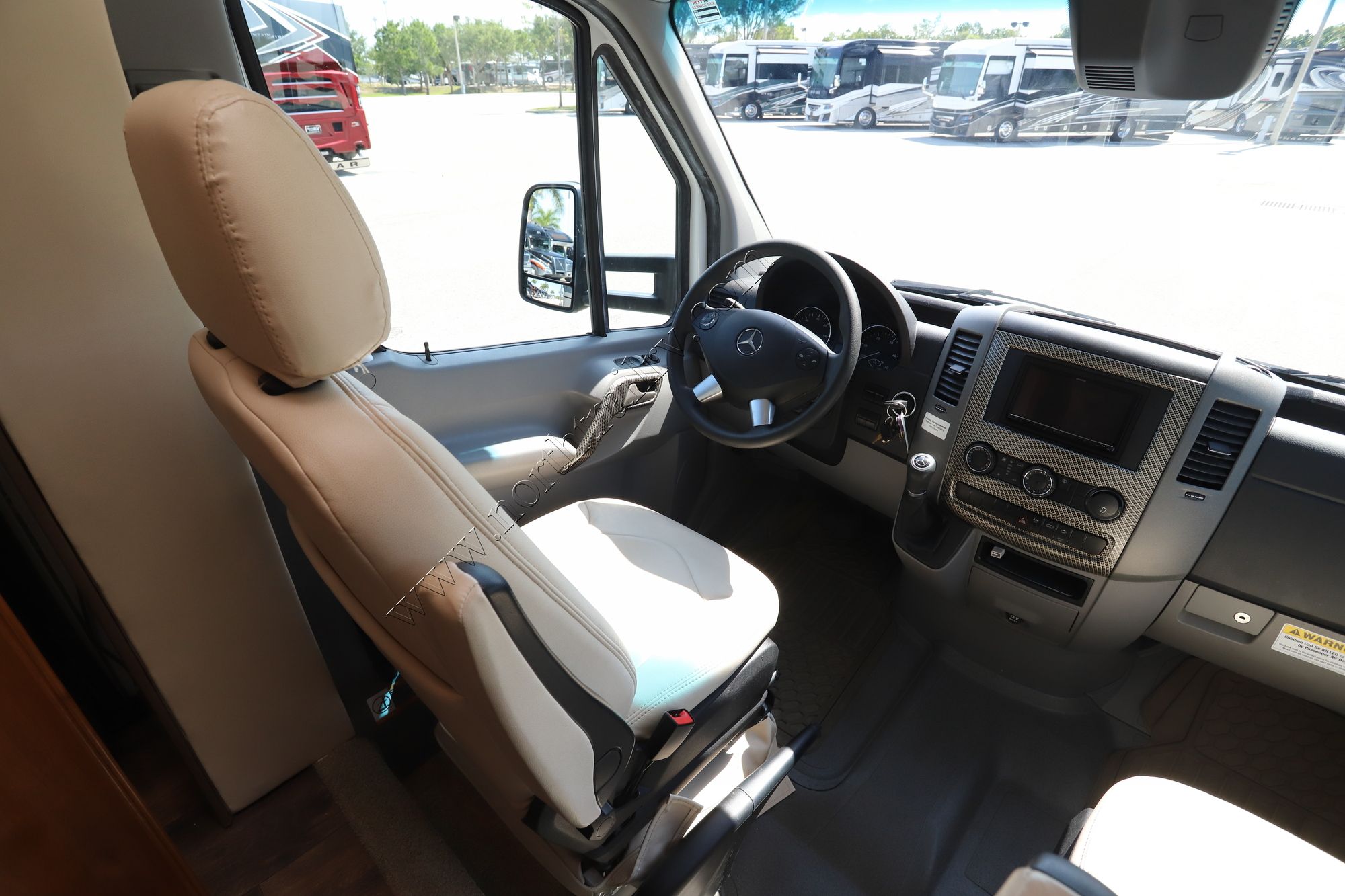 Used 2019 Tiffin Motor Homes Wayfarer 24TW Class C  For Sale