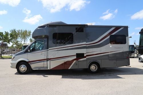 2019 Tiffin Motor Homes Wayfarer 24TW