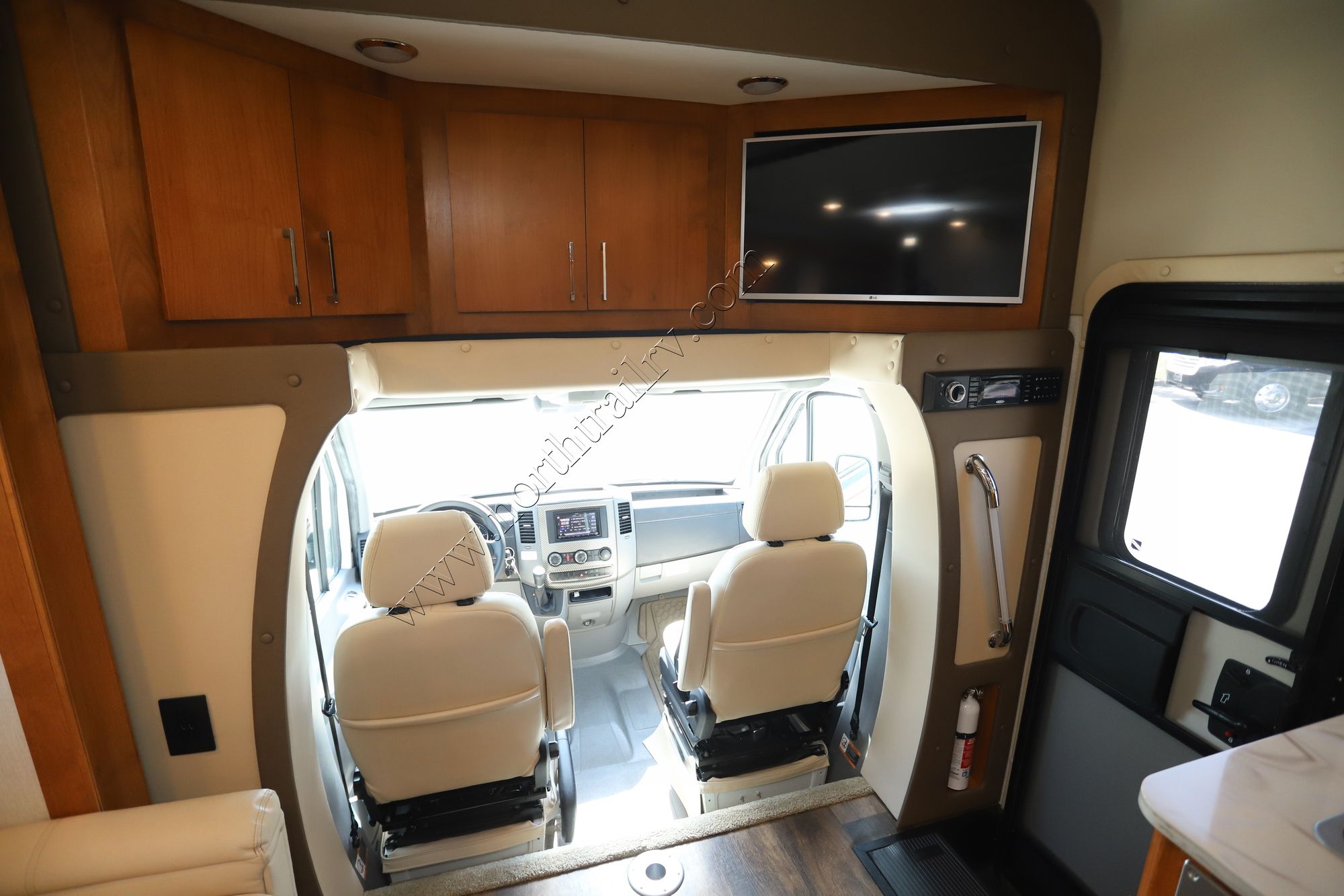 Used 2019 Tiffin Motor Homes Wayfarer 24TW Class C  For Sale