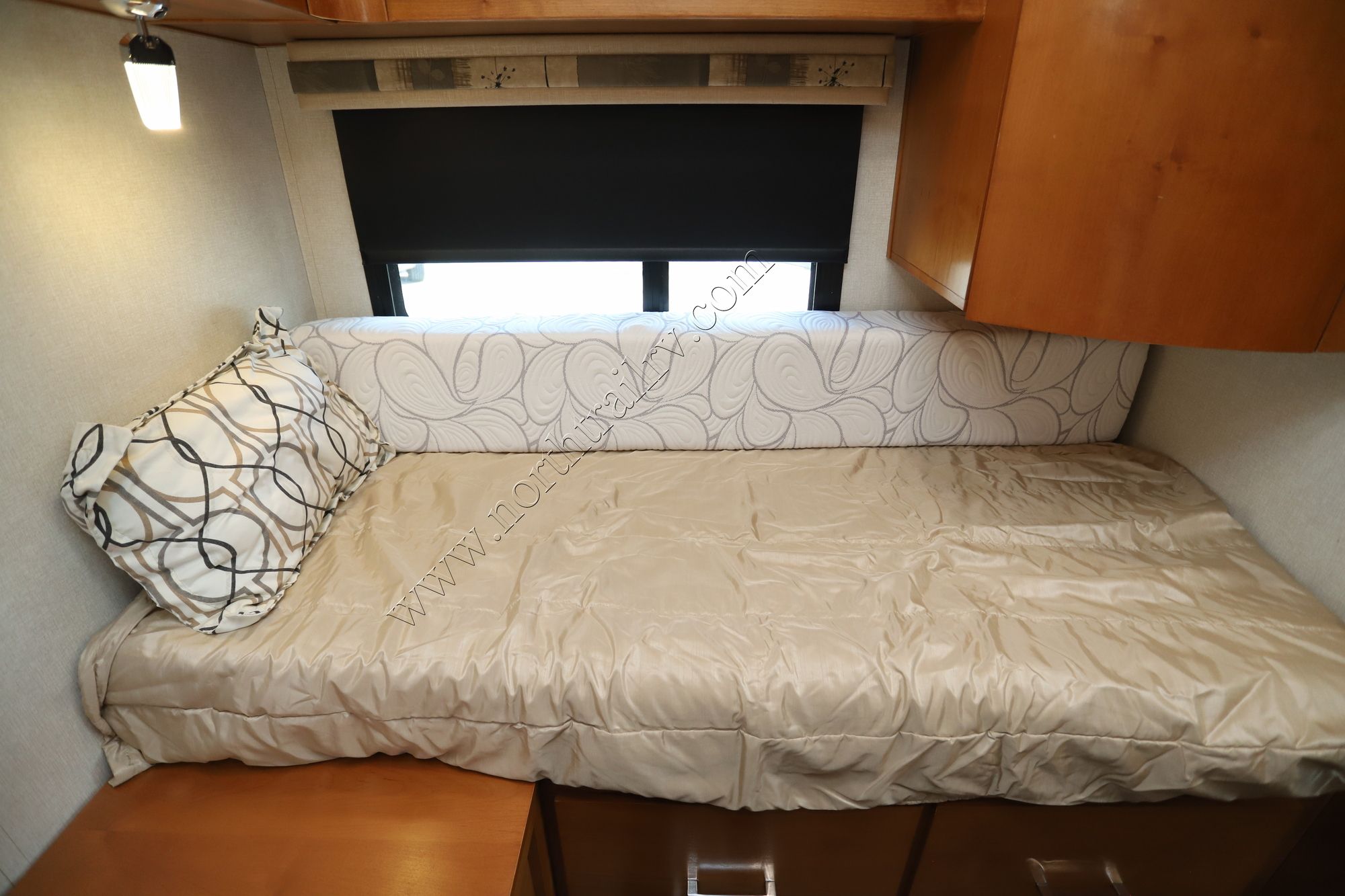 Used 2019 Tiffin Motor Homes Wayfarer 24TW Class C  For Sale