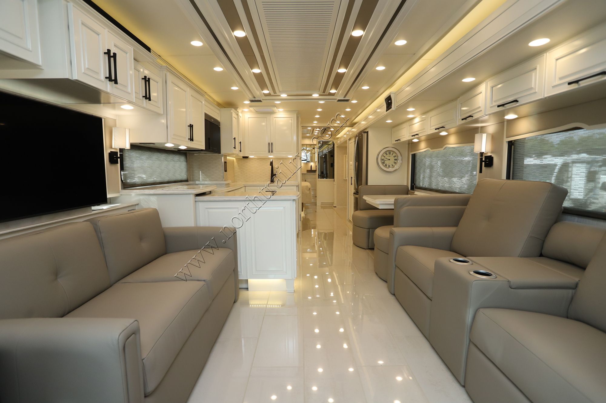 New 2025 Newmar London Aire 4569 Class A  For Sale