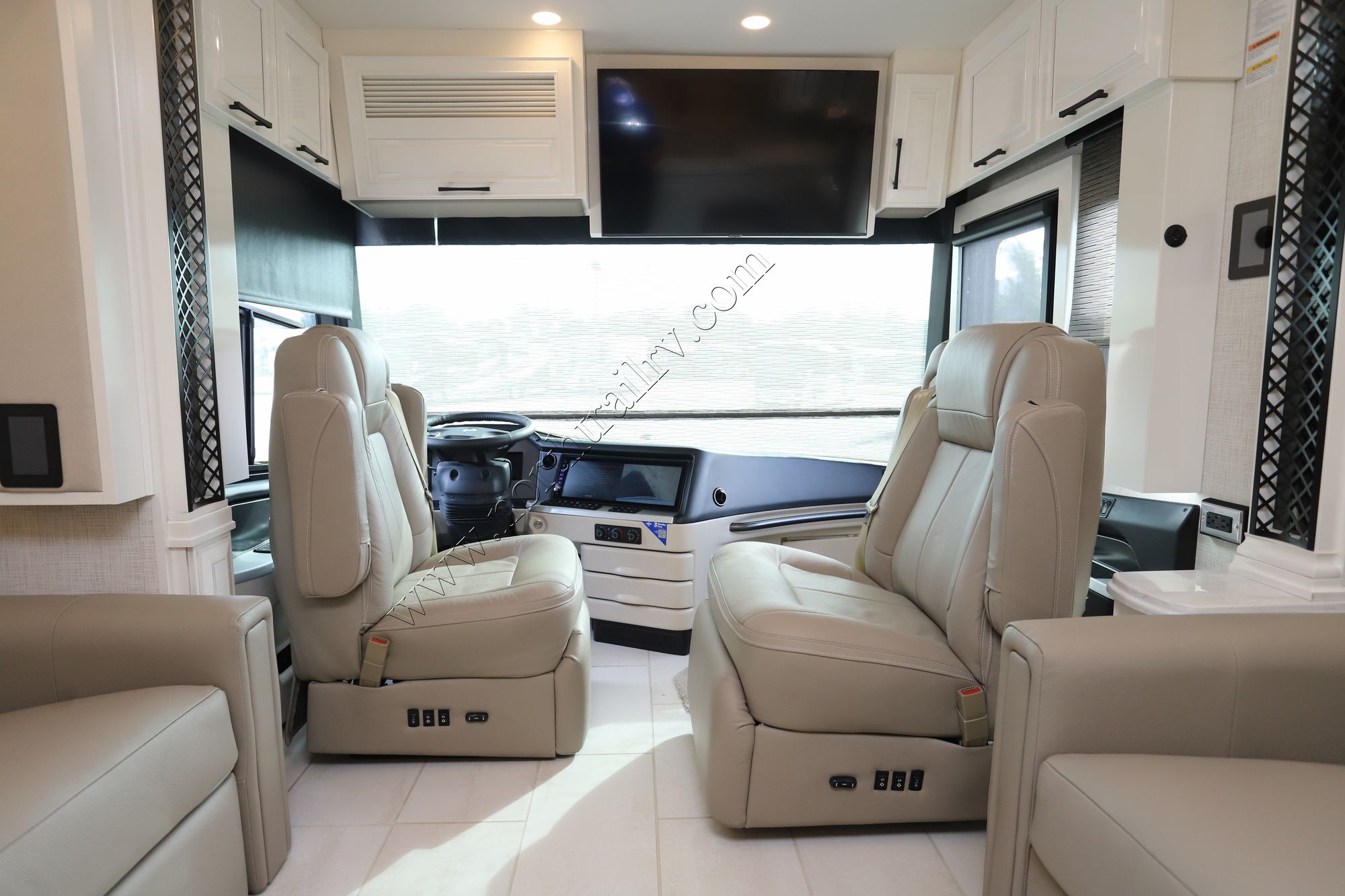 New 2025 Newmar London Aire 4569 Class A  For Sale