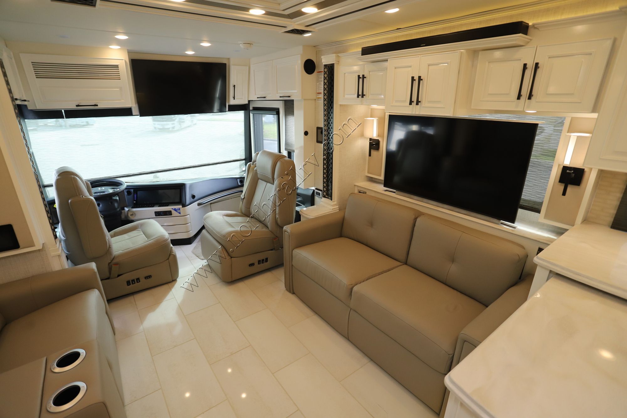 New 2025 Newmar London Aire 4569 Class A  For Sale