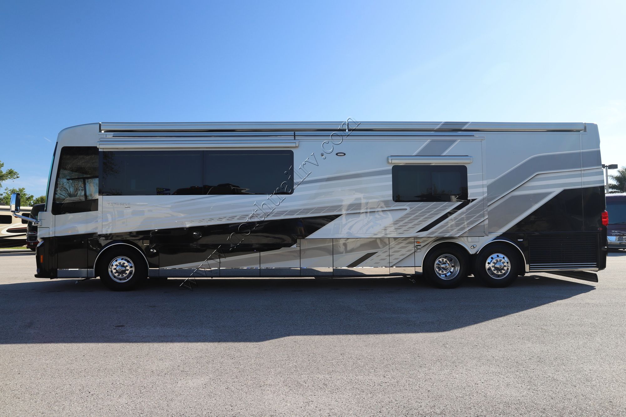 Used 2022 Newmar King Aire 4531 Class A  For Sale