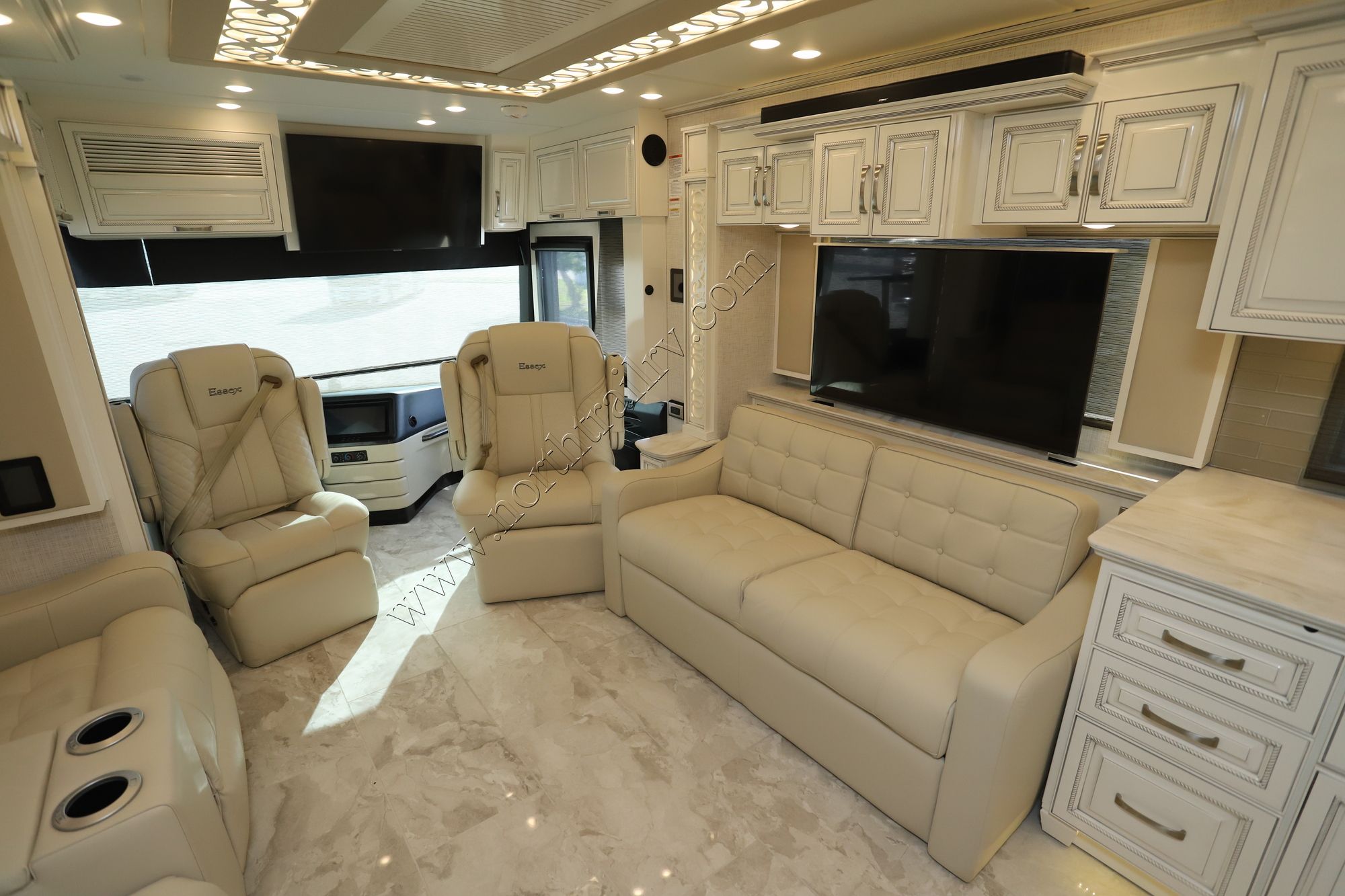 New 2025 Newmar Essex 4551 Class A  For Sale