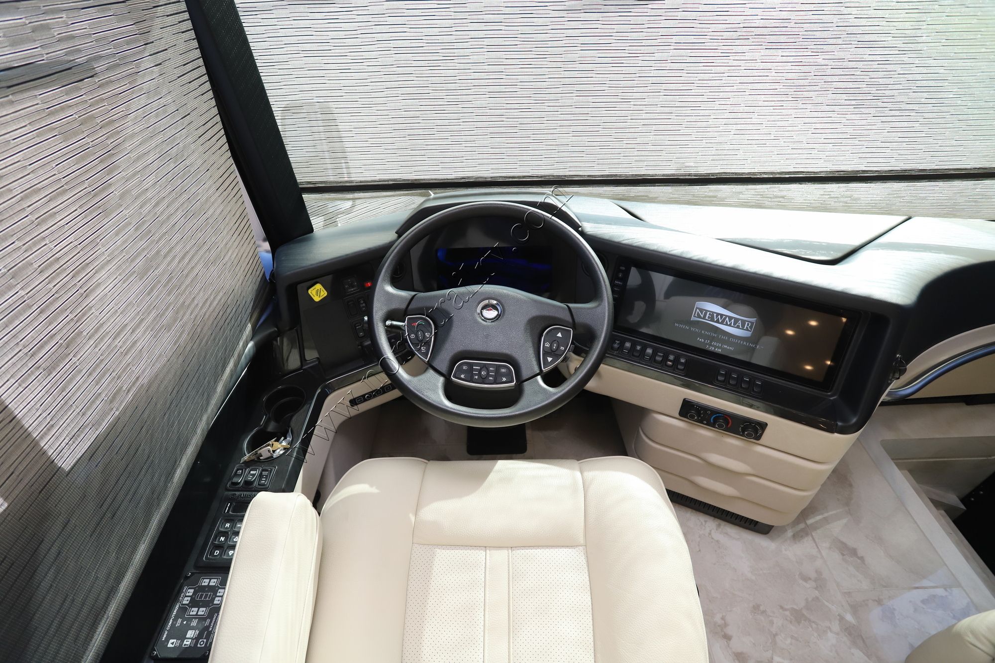 New 2025 Newmar Essex 4551 Class A  For Sale