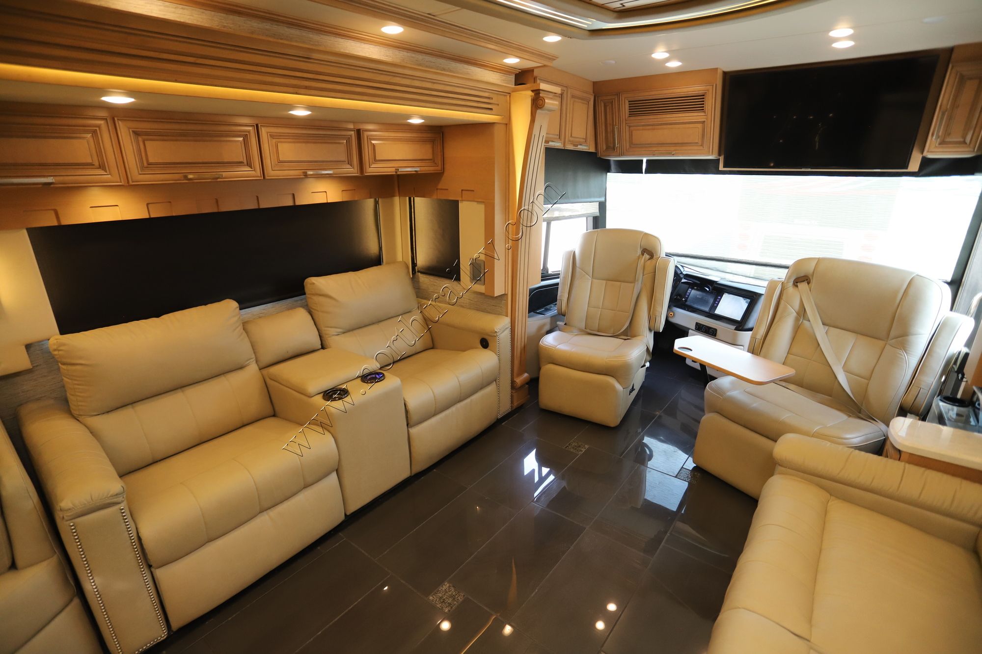 Used 2020 Newmar London Aire 4543 Class A  For Sale