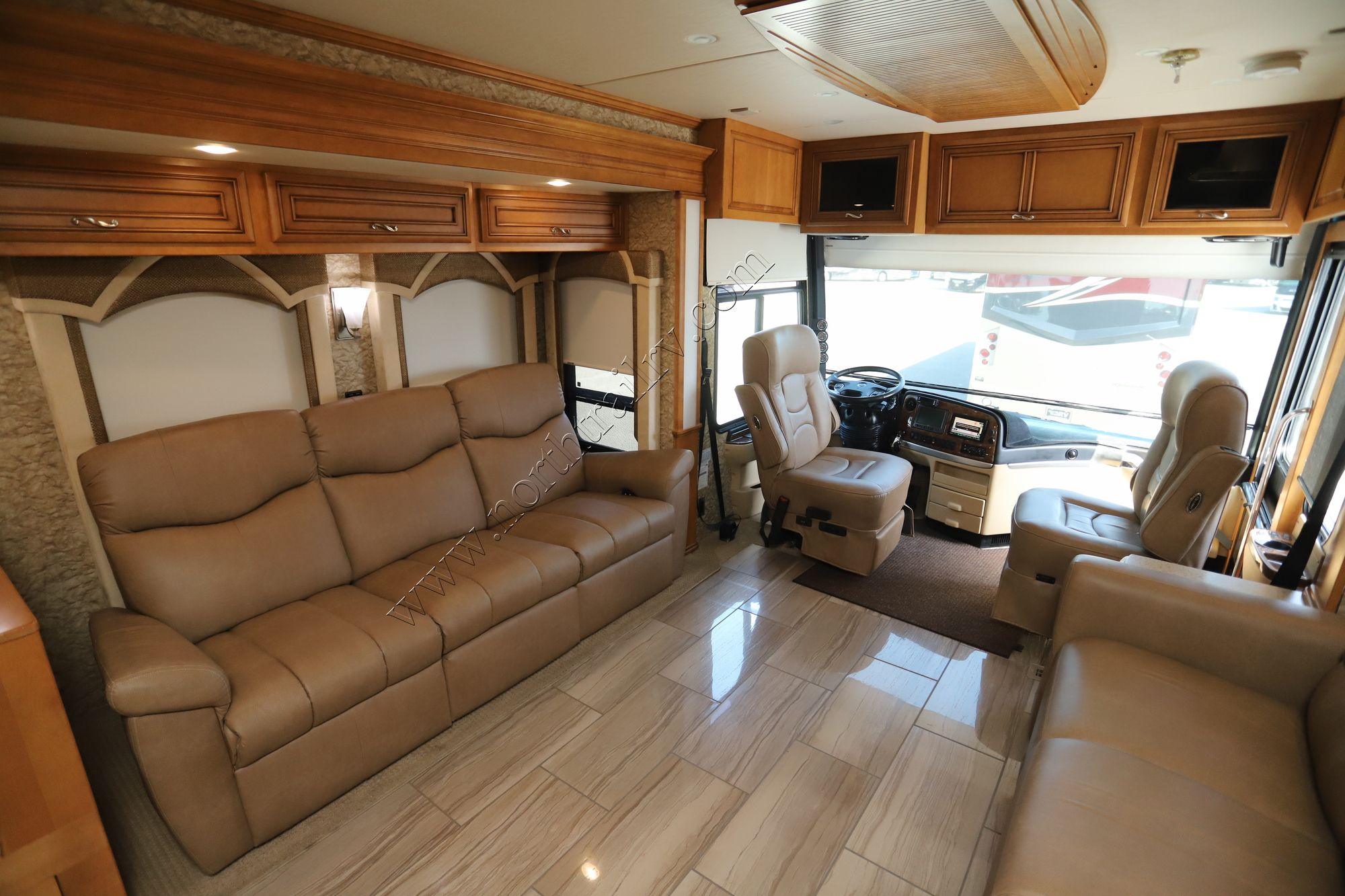 Used 2014 Newmar Ventana 4037 Class A  For Sale