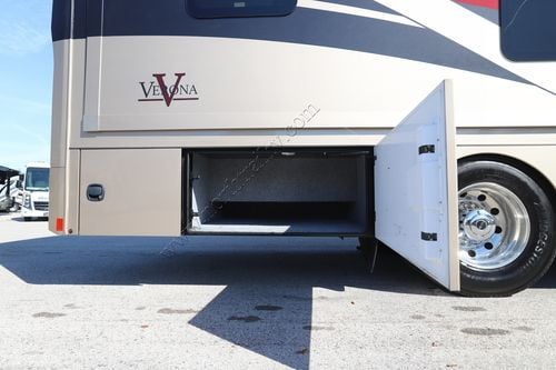 2021 Renegade Rv Verona 40VBH Super C