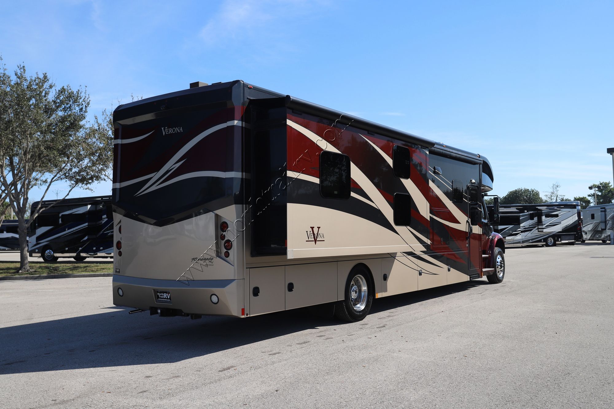 Used 2021 Renegade Rv Verona 40VBH Super C  For Sale