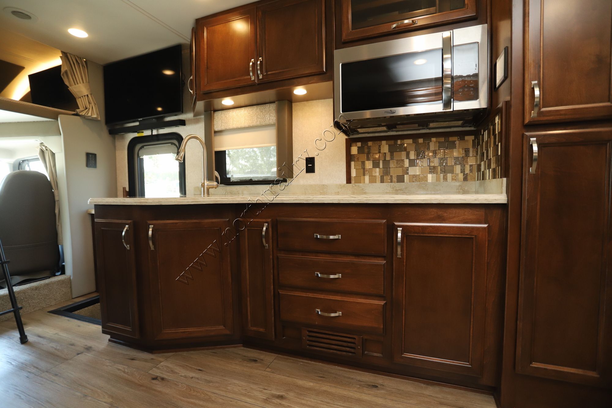 Used 2021 Renegade Rv Verona 40VBH Super C  For Sale