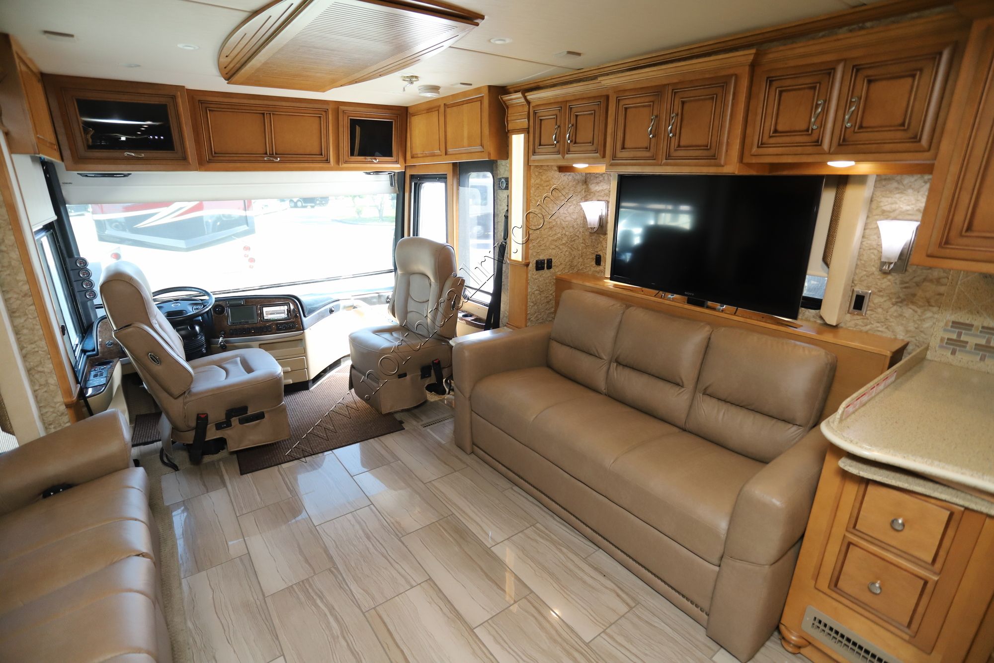 Used 2014 Newmar Ventana 4037 Class A  For Sale