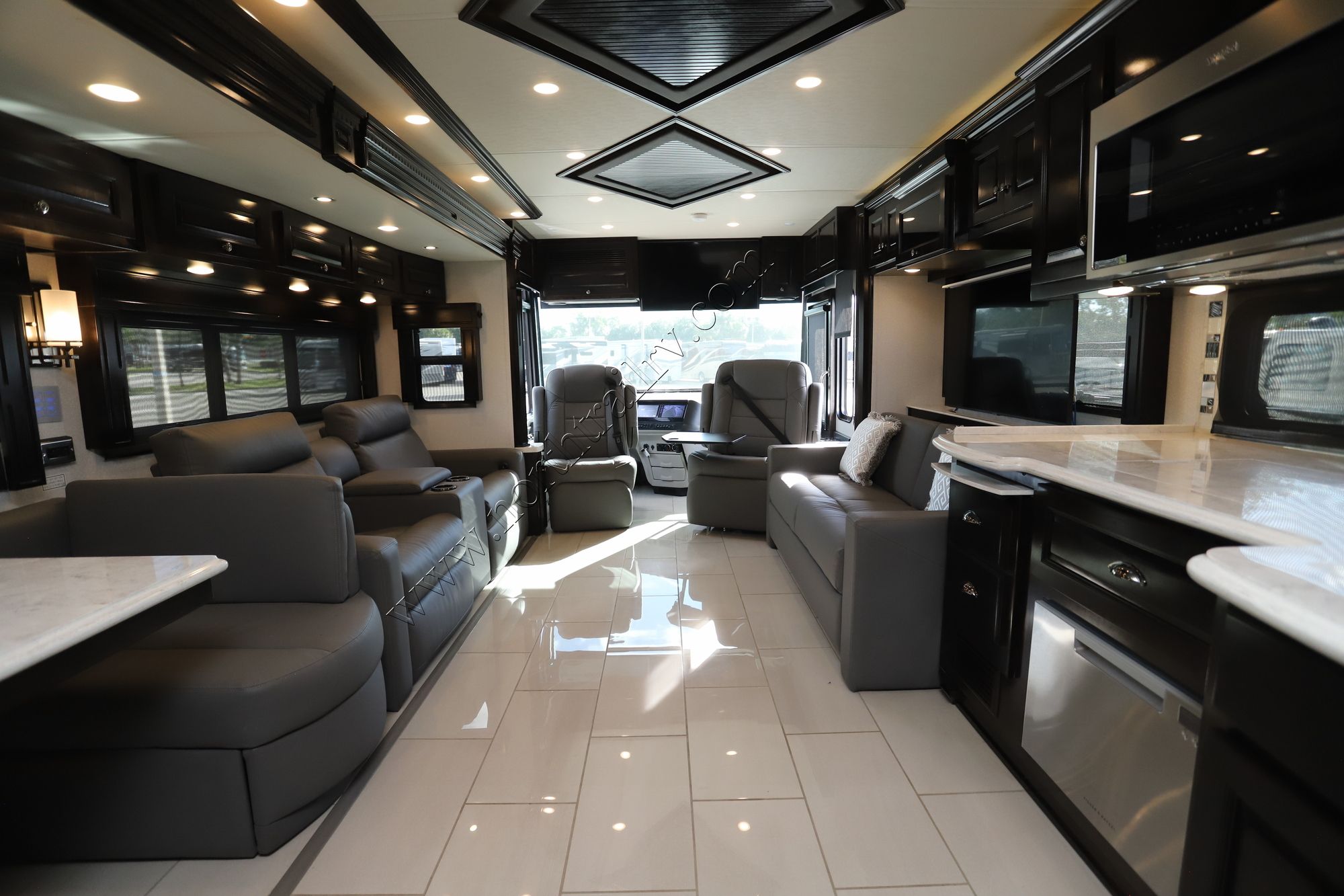 Used 2021 Newmar Dutch Star 4369 Class A  For Sale