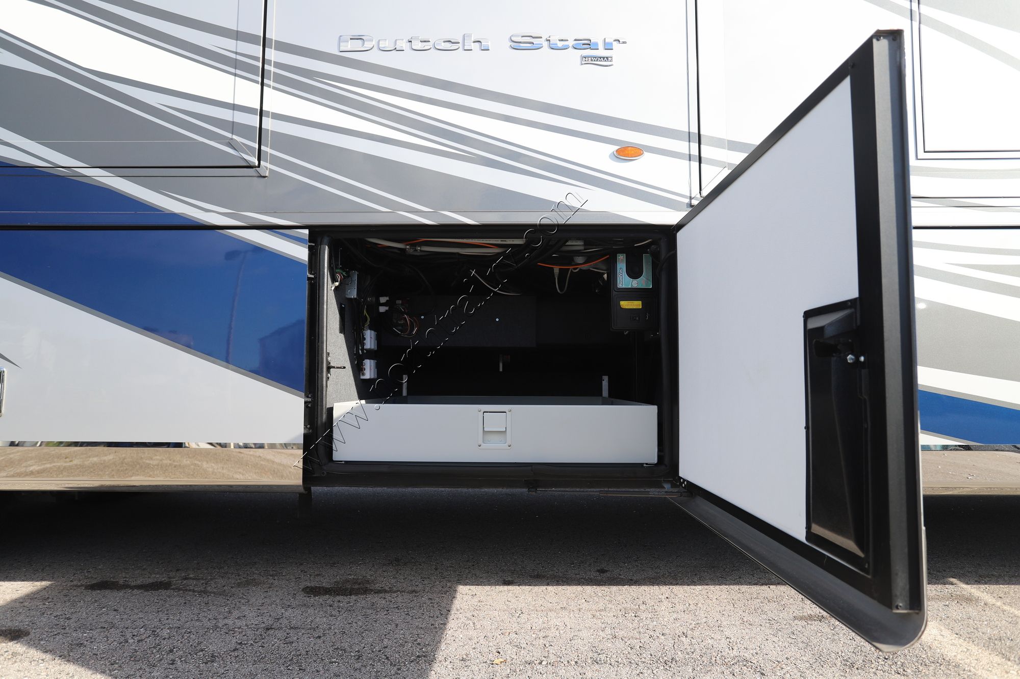 Used 2021 Newmar Dutch Star 4369 Class A  For Sale
