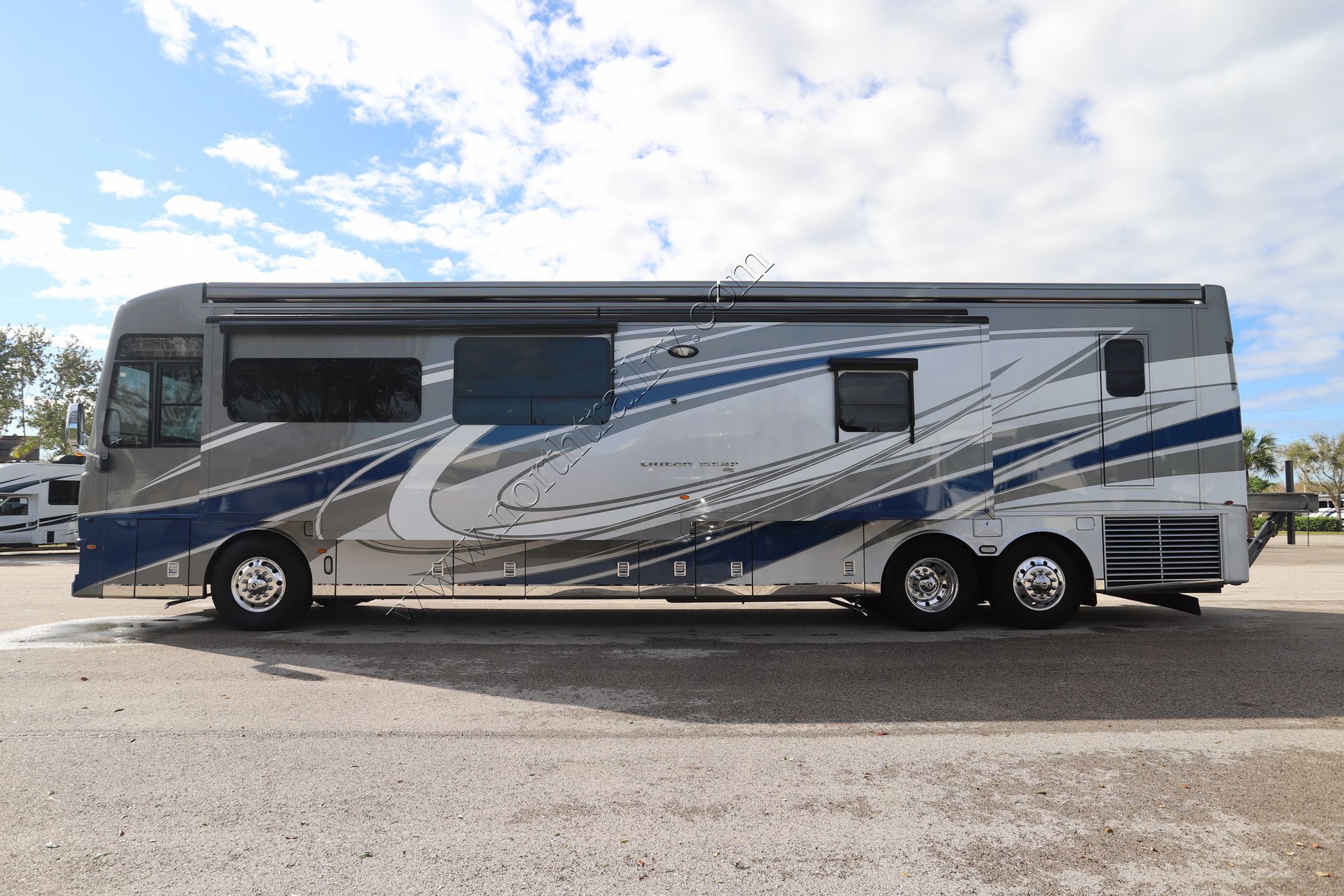 Used 2021 Newmar Dutch Star 4369 Class A  For Sale