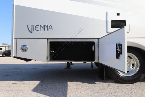 2025 Renegade Rv Vienna 25FWC