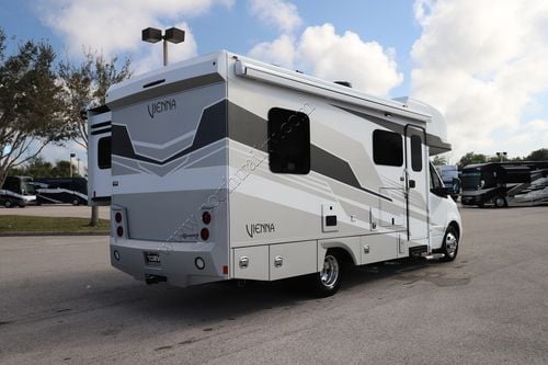 2025 Renegade Rv Vienna 25FWC