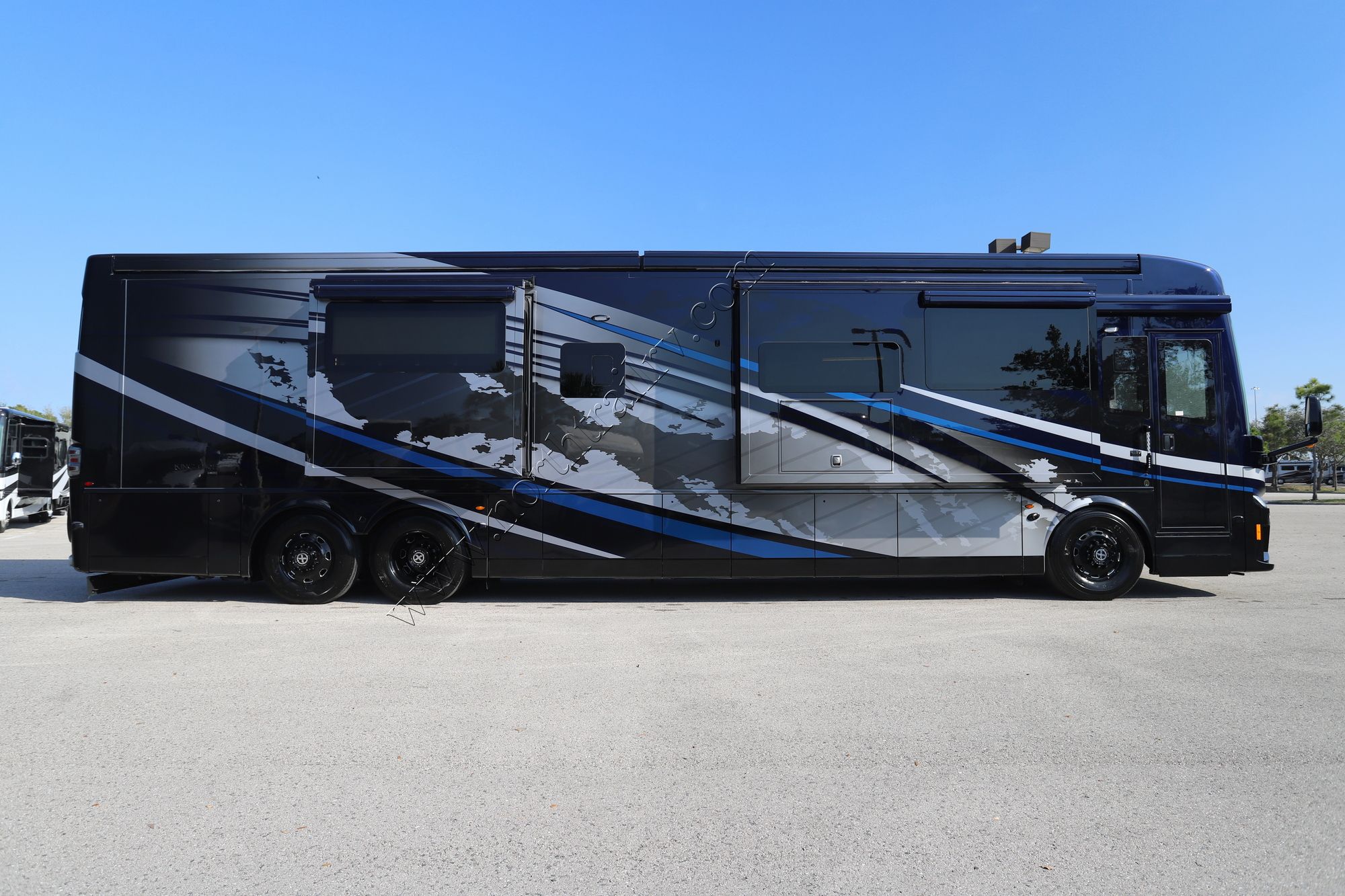 New 2025 Newmar King Aire 4596 Class A  For Sale