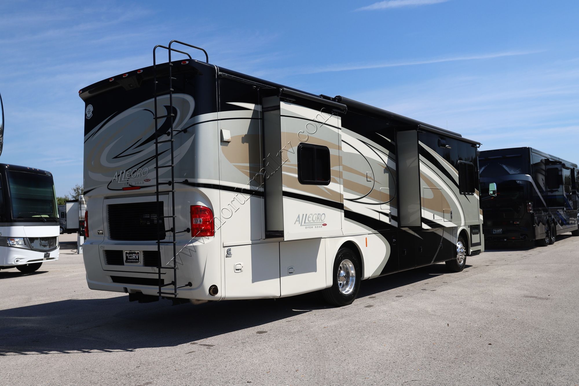 Used 2015 Tiffin Motor Homes Allegro Red 36QSA Class A  For Sale