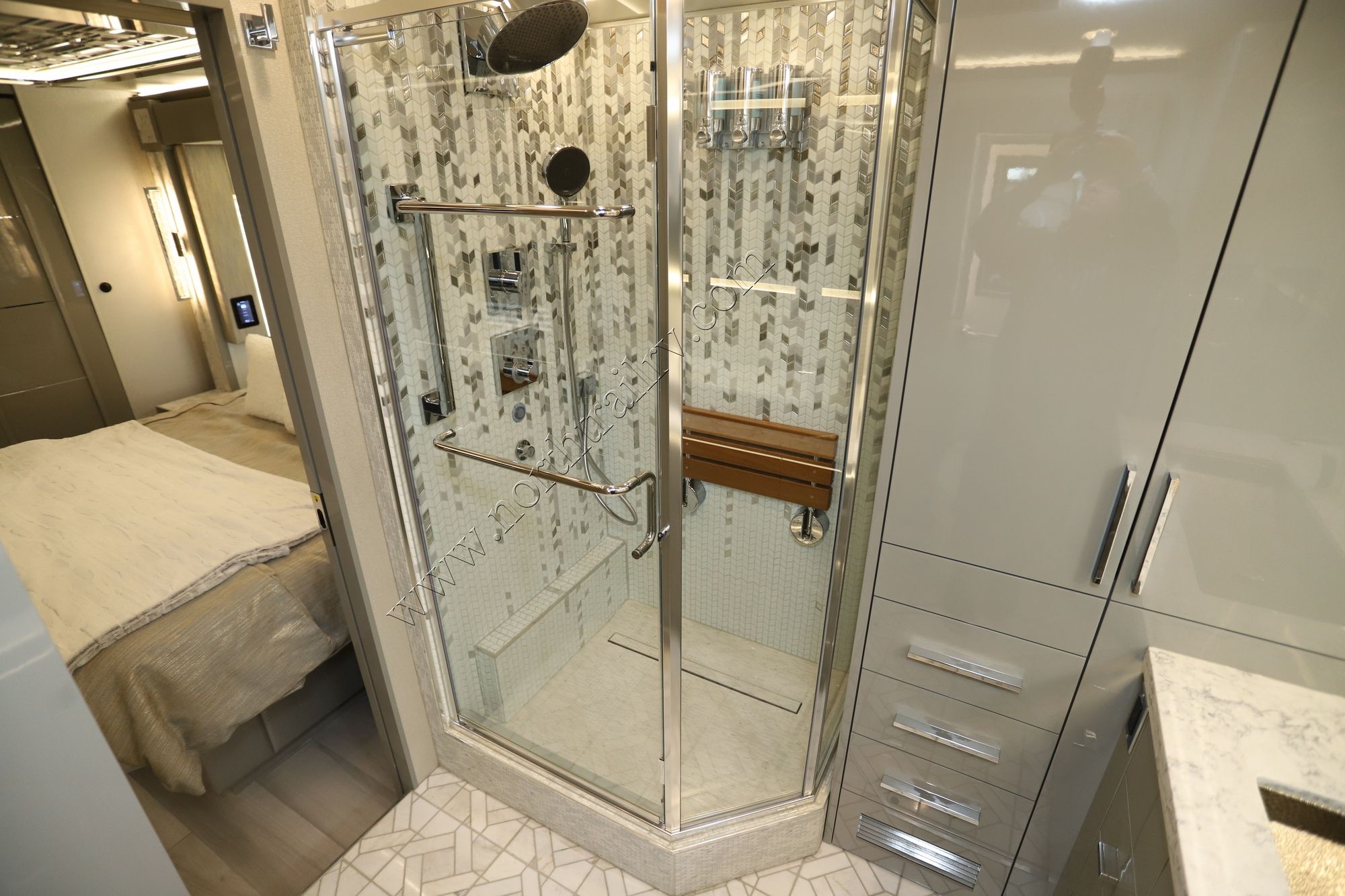 New 2025 Newmar King Aire 4596 Class A  For Sale