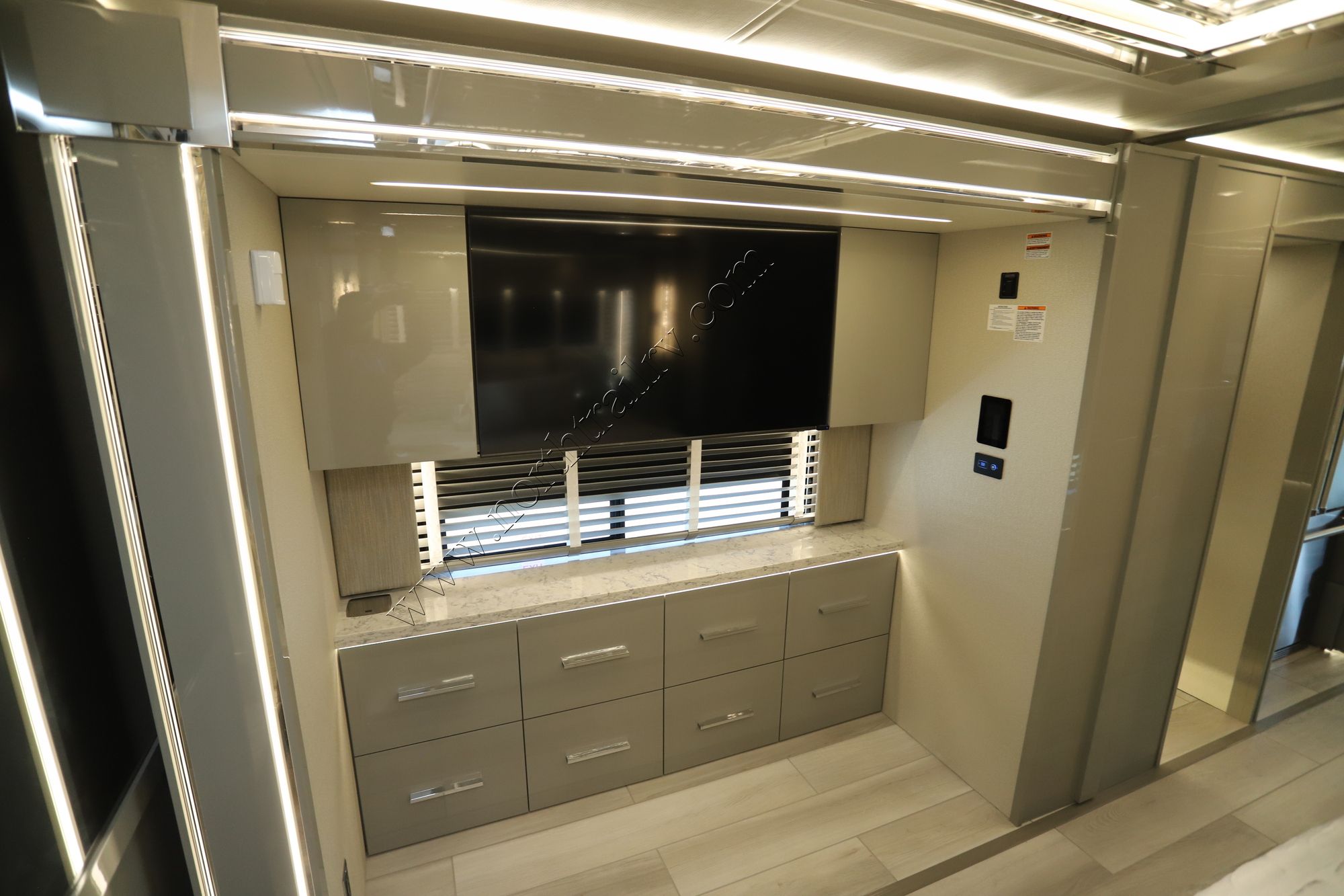 New 2025 Newmar King Aire 4596 Class A  For Sale