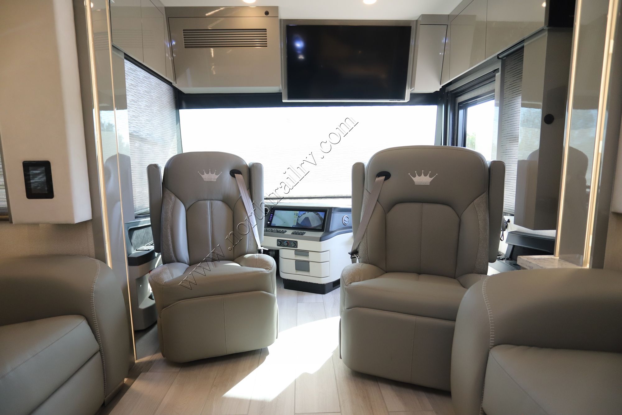 New 2025 Newmar King Aire 4596 Class A  For Sale